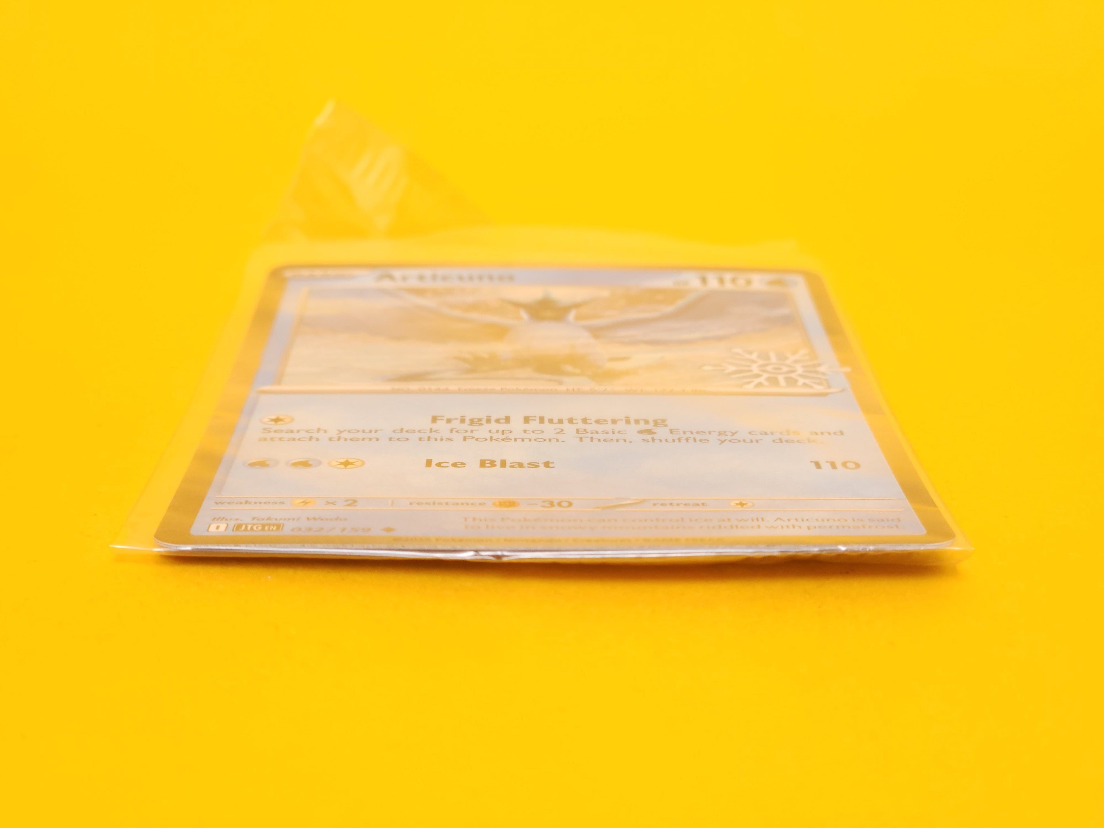 Articuno (Holiday Calendar): 032/159 – 2025 Pokémon Common Holofoil