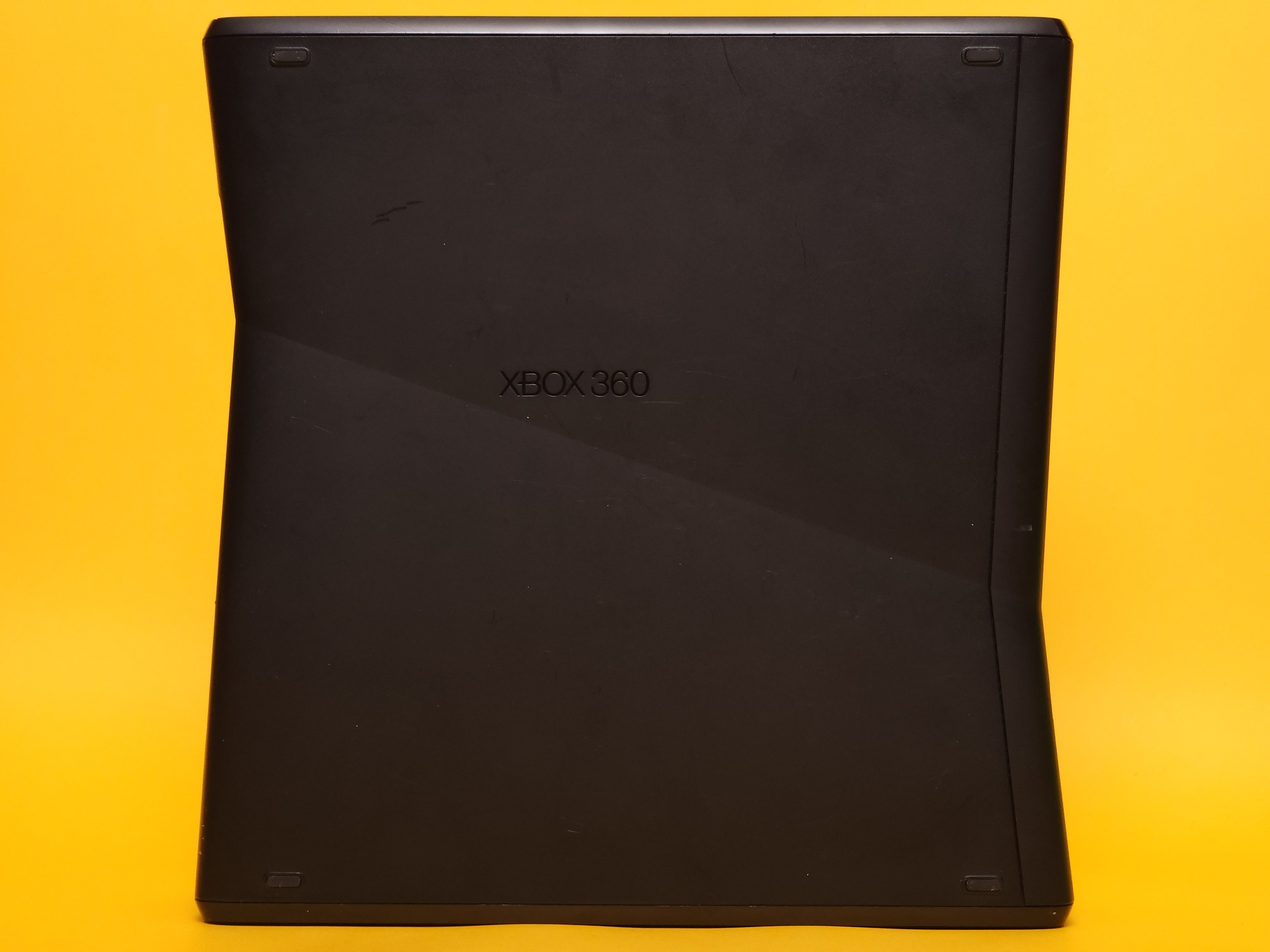 250GB Matte Black Xbox 360 S Console + Controller & Cables