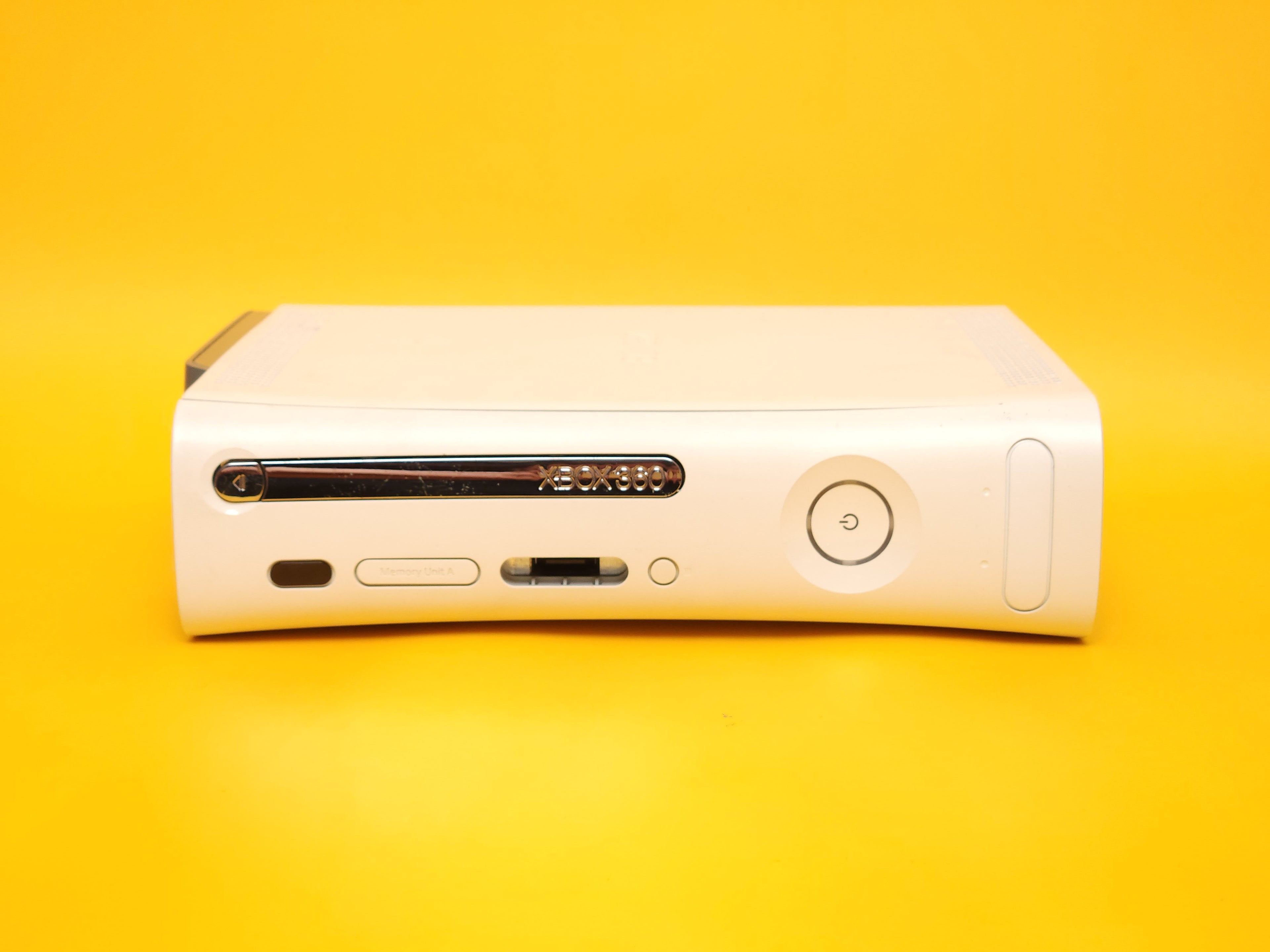 Matte White Xbox 360 Console + Controller & Cables