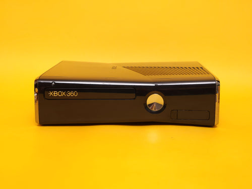 250GB Gloss Black Xbox 360 S Console + Controller & Cables