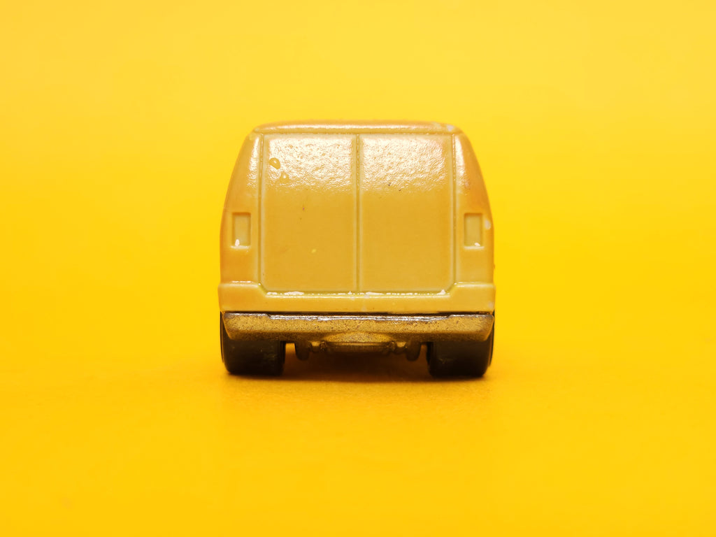 Custom '77 Dodge Van: Orange / Lime Green – 2010 Mattel Hot Wheels Color Shifters
