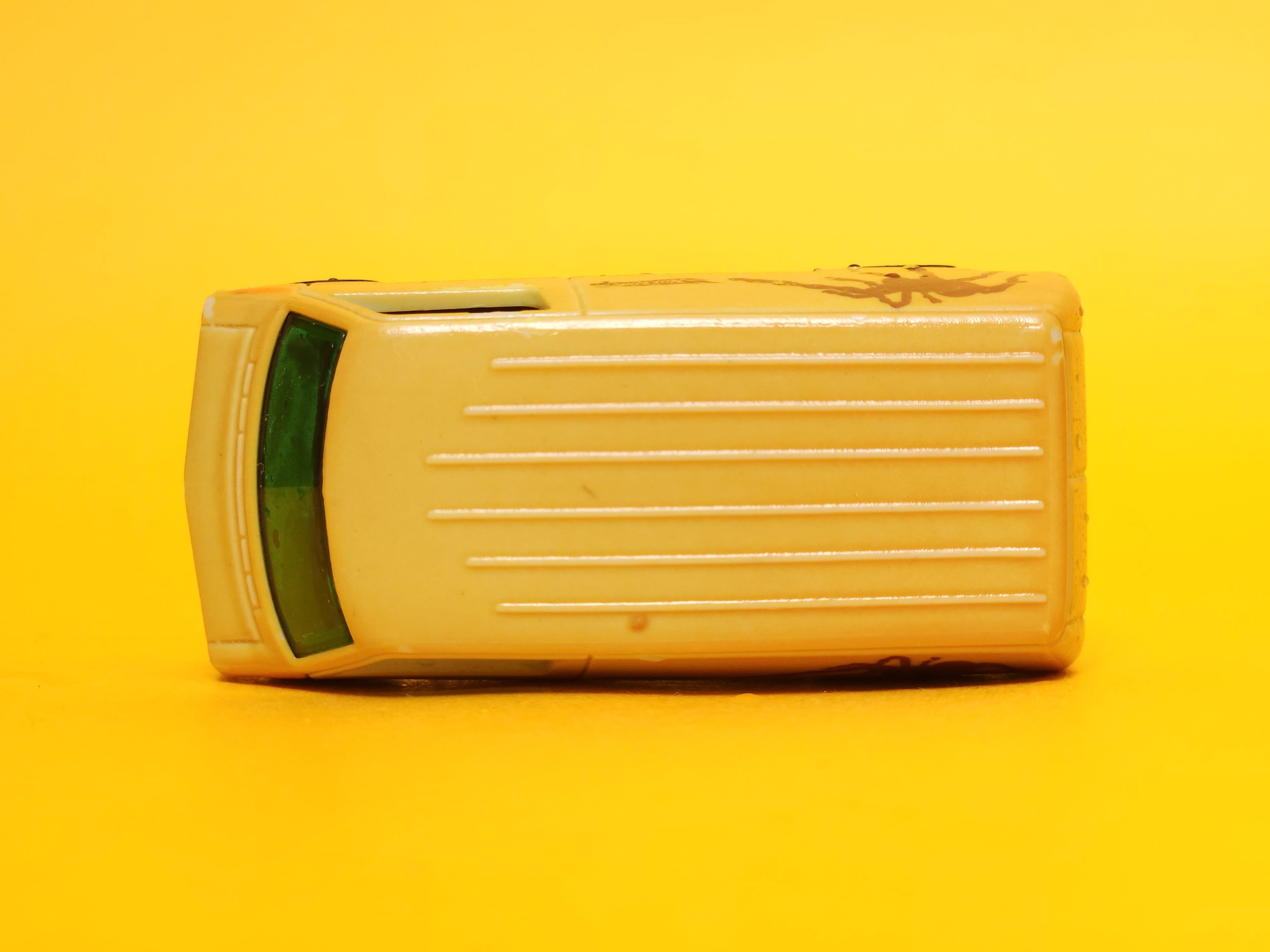Custom '77 Dodge Van: Orange / Lime Green – 2010 Mattel Hot Wheels Color Shifters