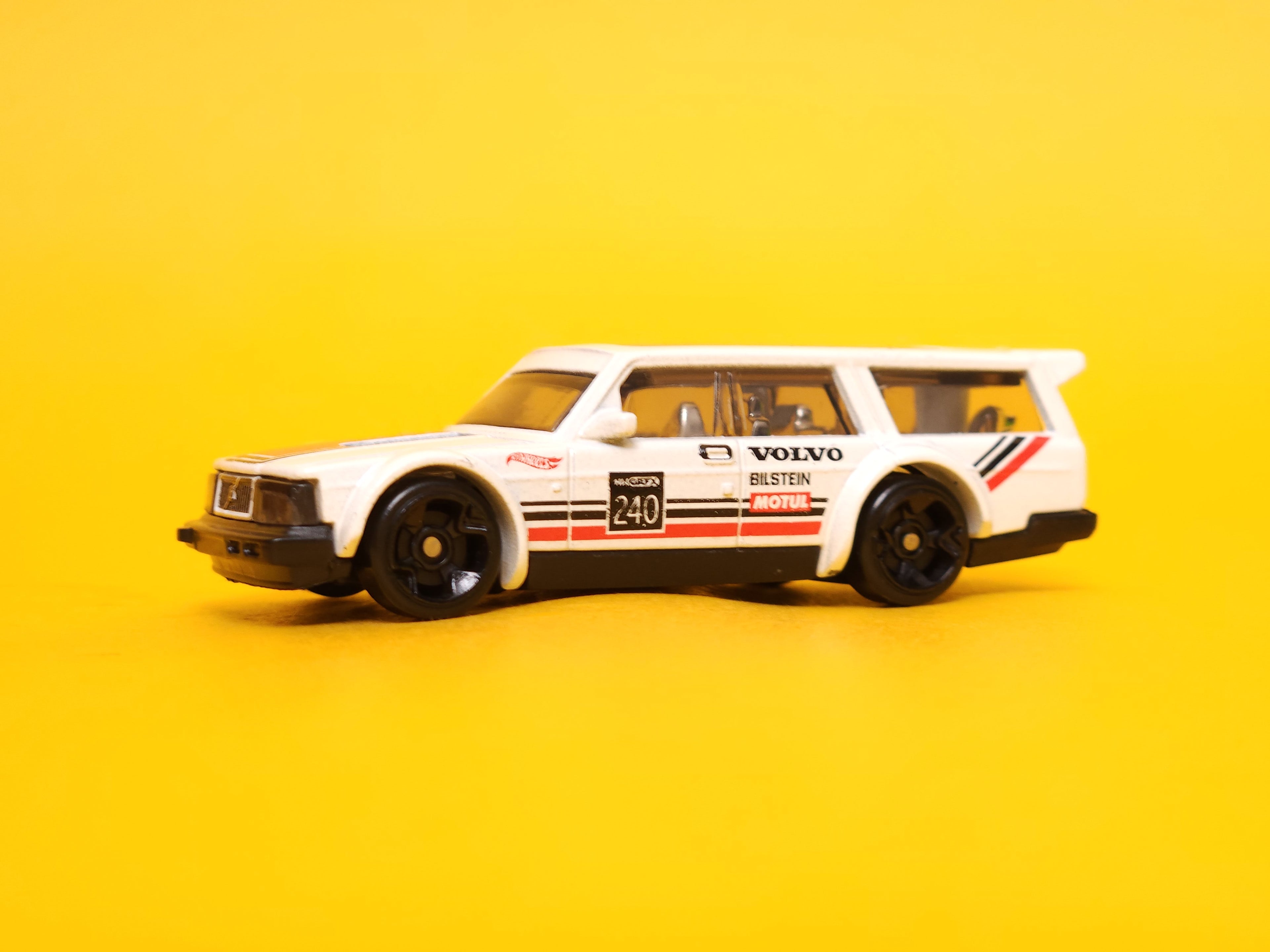 Volvo 240 Drift Wagon: White – 2024 Mattel Hot Wheels Basic