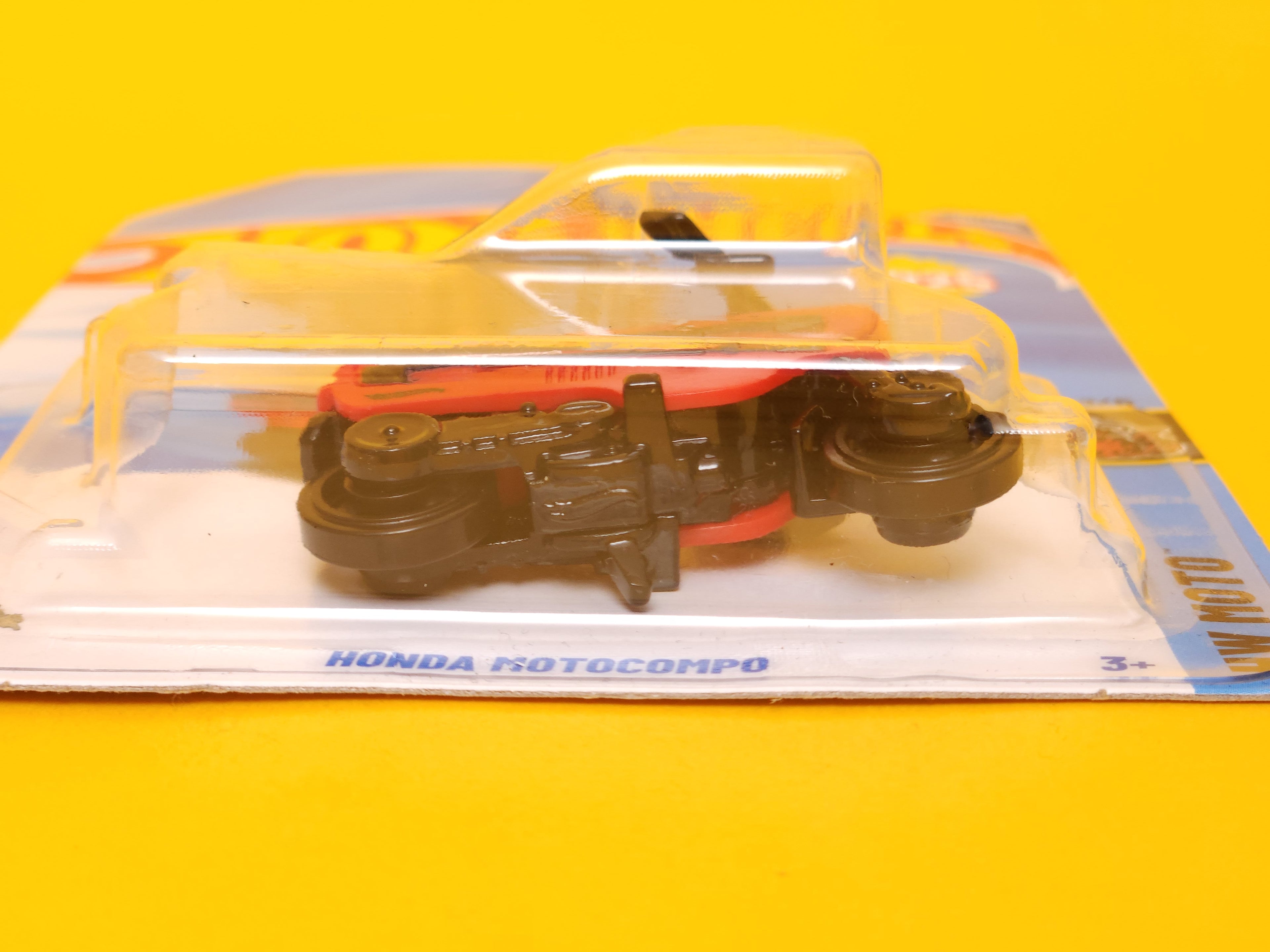 Honda Motocompo: Caribbean Red – 2025 Mattel Hot Wheels Basic 1st Edition