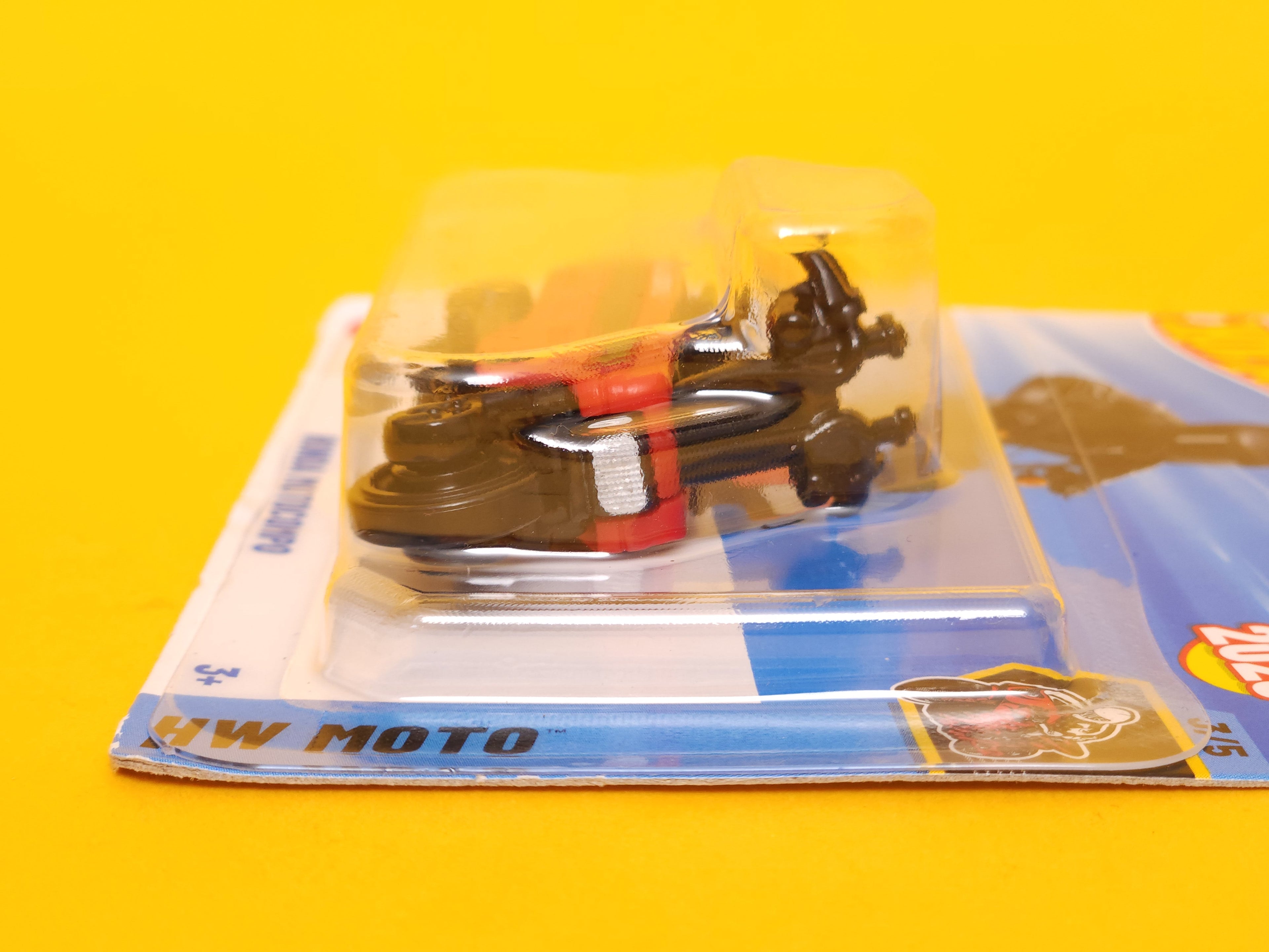 Honda Motocompo: Caribbean Red – 2025 Mattel Hot Wheels Basic 1st Edition Short Card