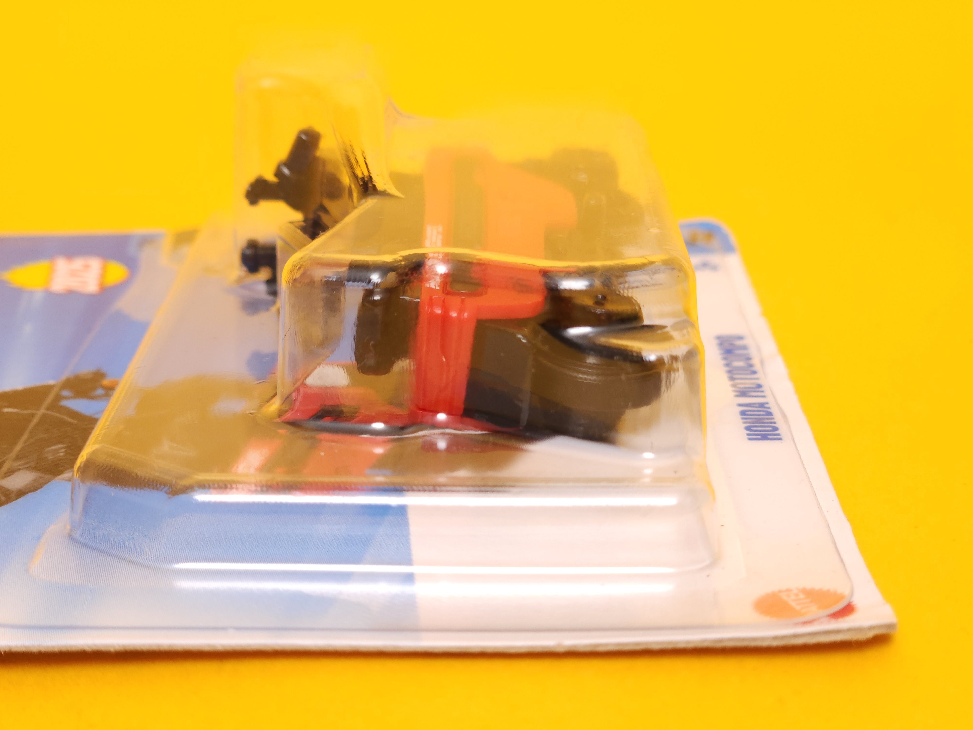 Honda Motocompo: Caribbean Red – 2025 Mattel Hot Wheels Basic 1st Edition Short Card