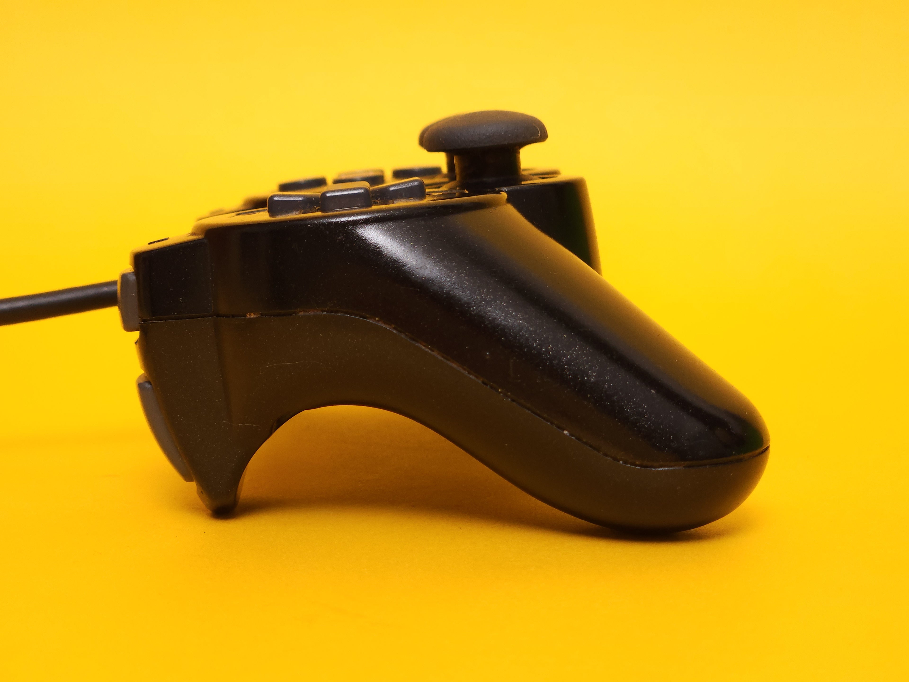 Dualshock 2 Wired Controller: Black – Sony PlayStation 2