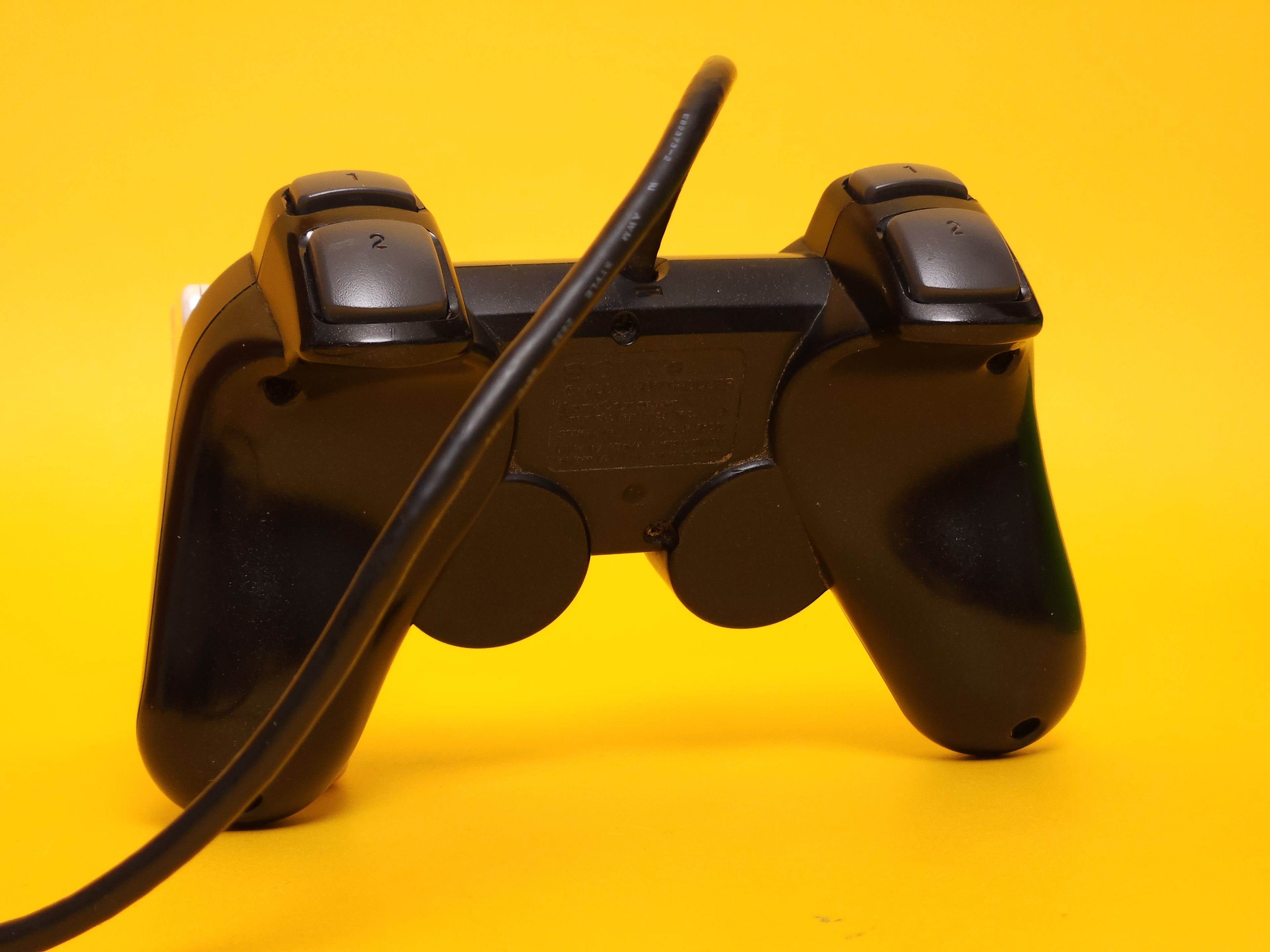 Dualshock 2 Wired Controller: Black – Sony PlayStation 2