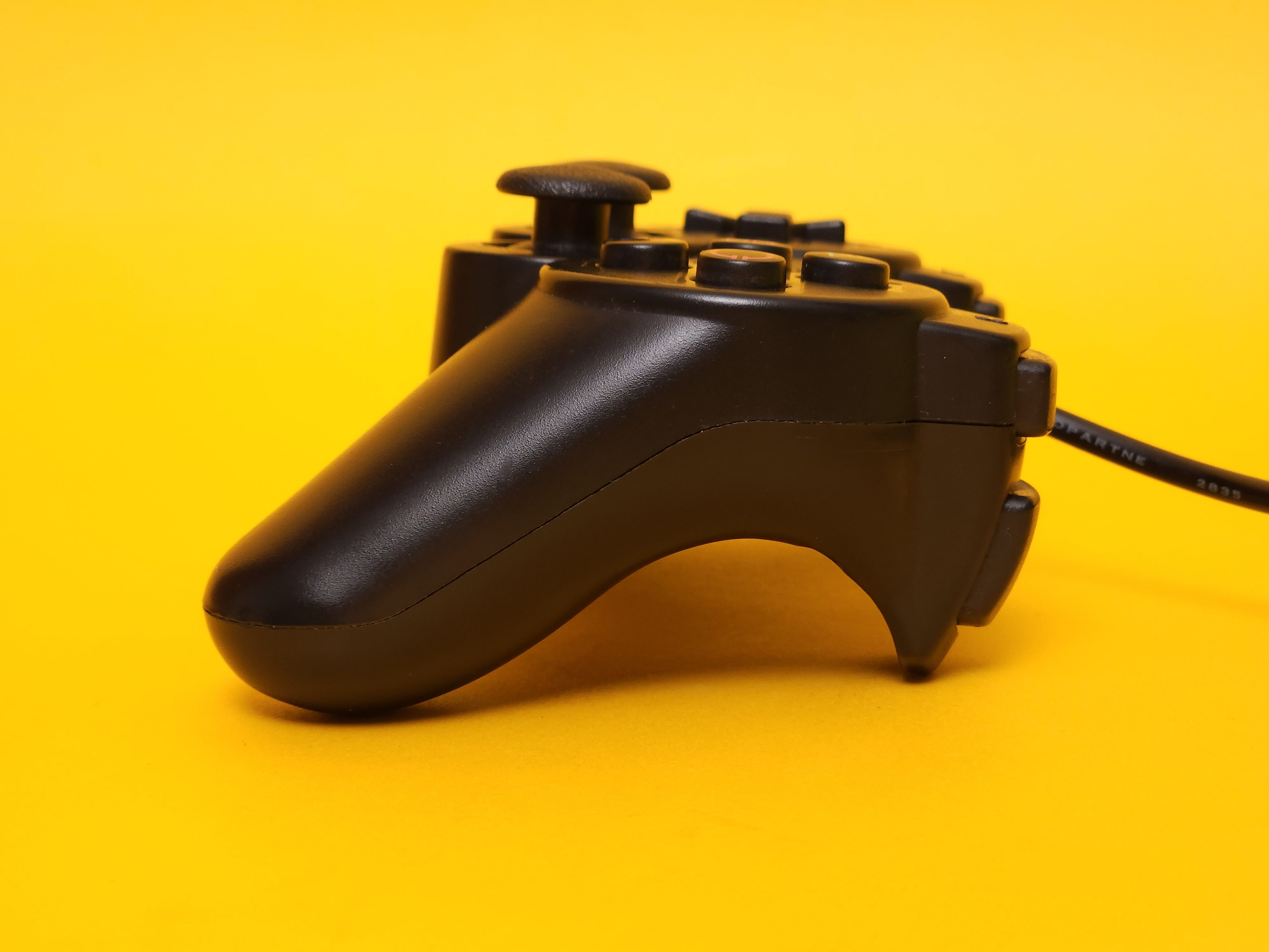 Black PlayStation 2 Slimline Console + Controller & Cables