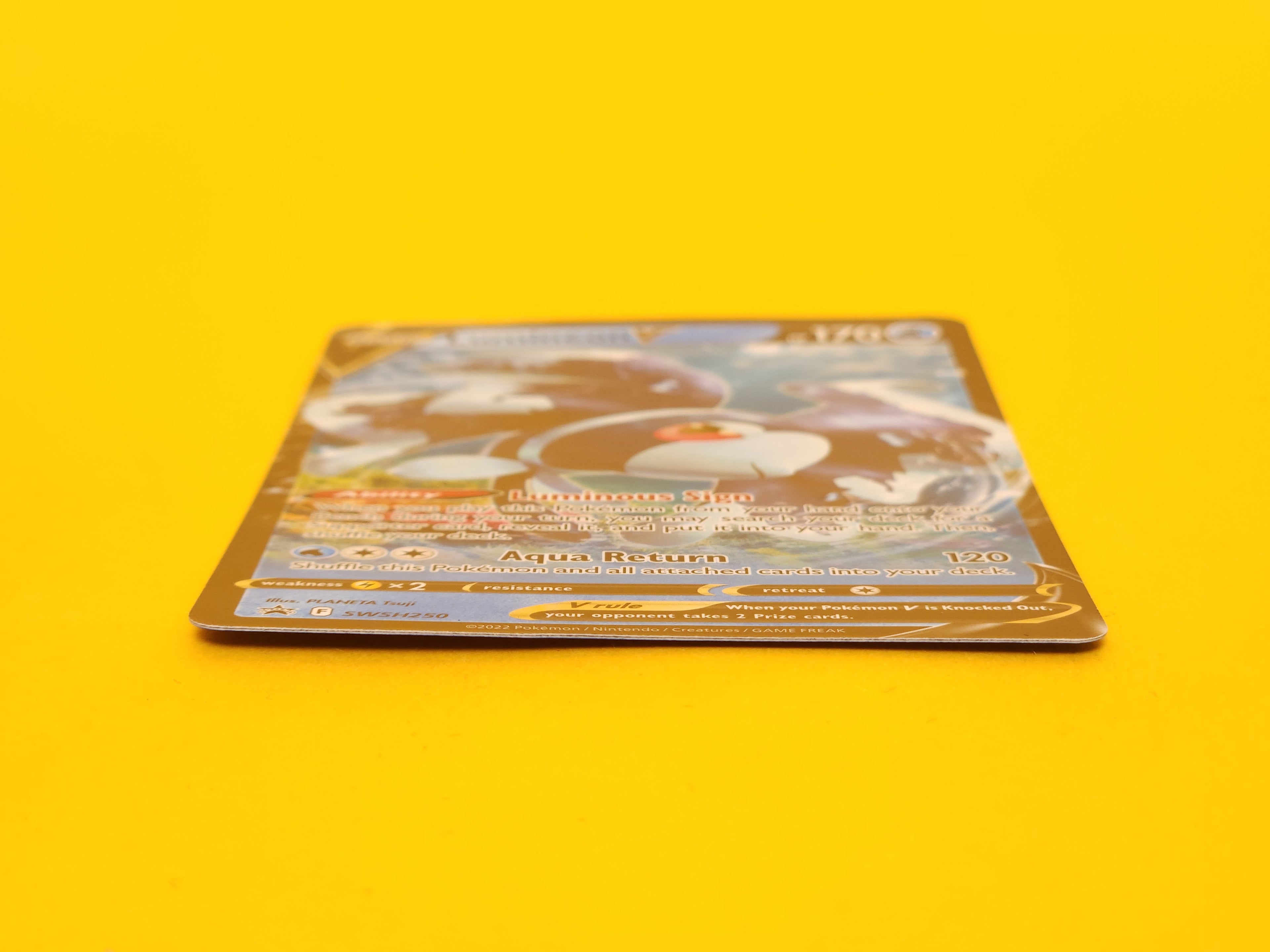 Lumineon V: SWSH250 – 2021 Pokémon Promo Holofoil