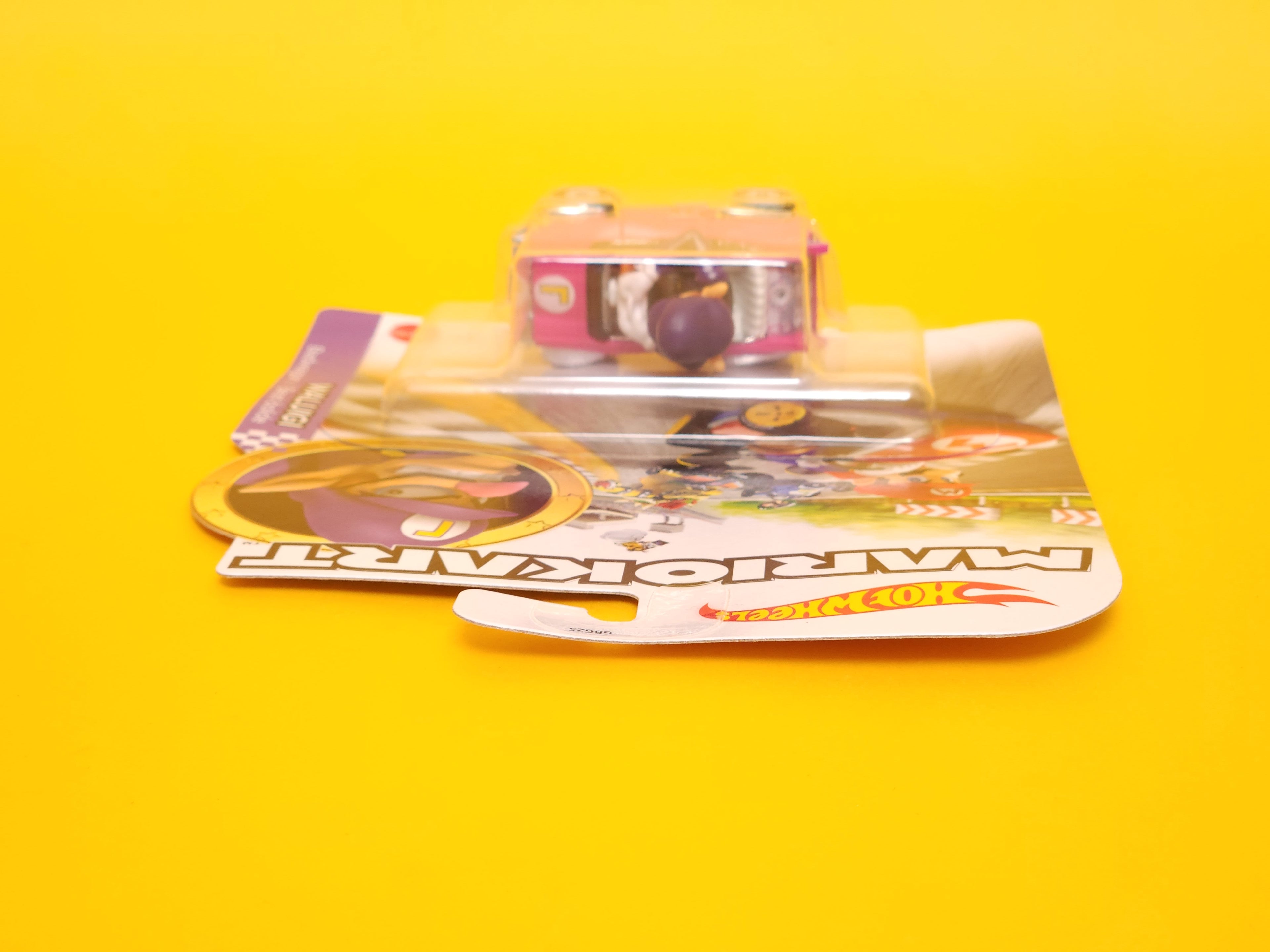 Waluigi (Badwagon): Pink – 2026 Mattel Hot Wheels Silver