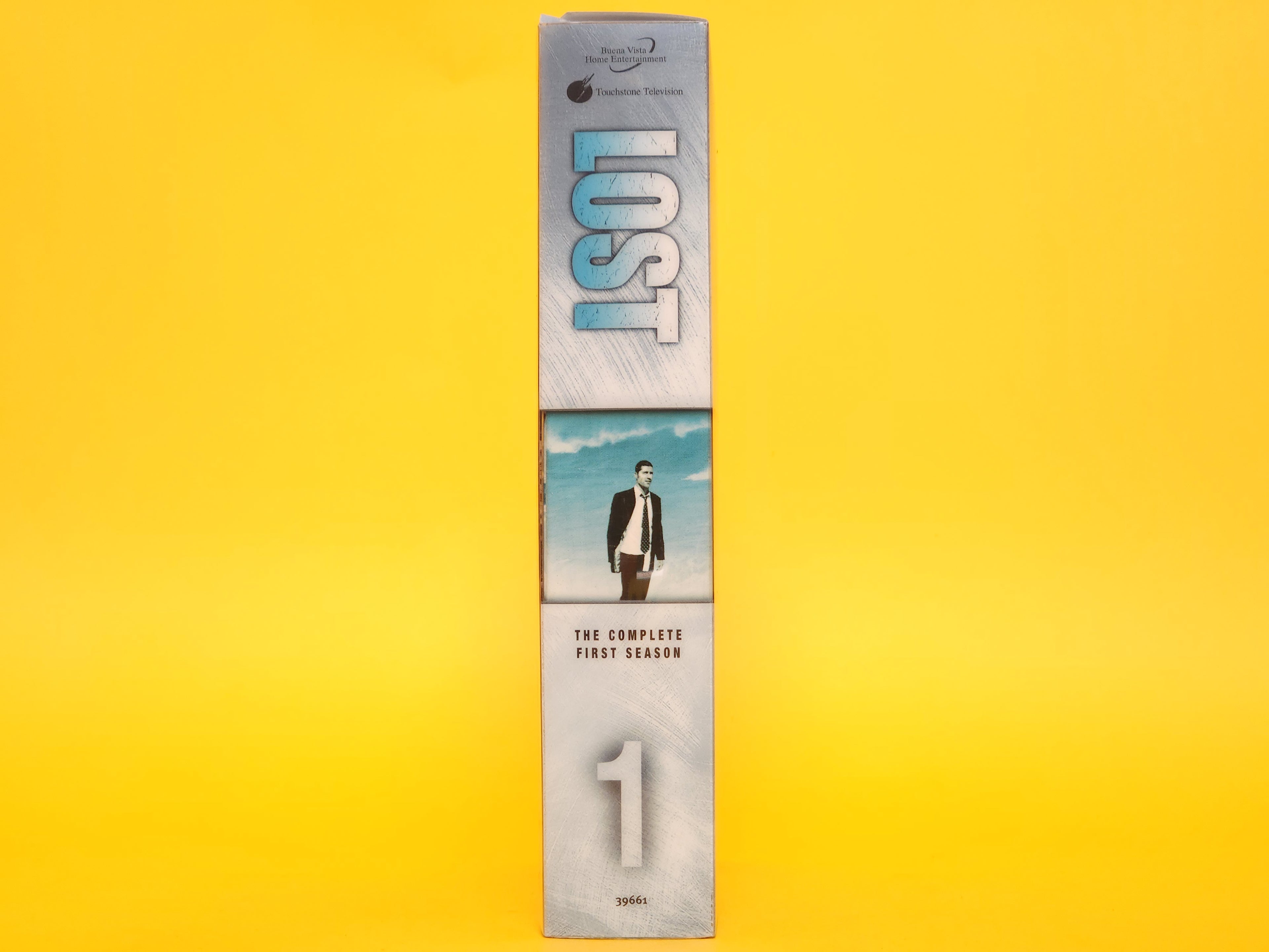 Lost: The Complete First Season – 2004 DVD