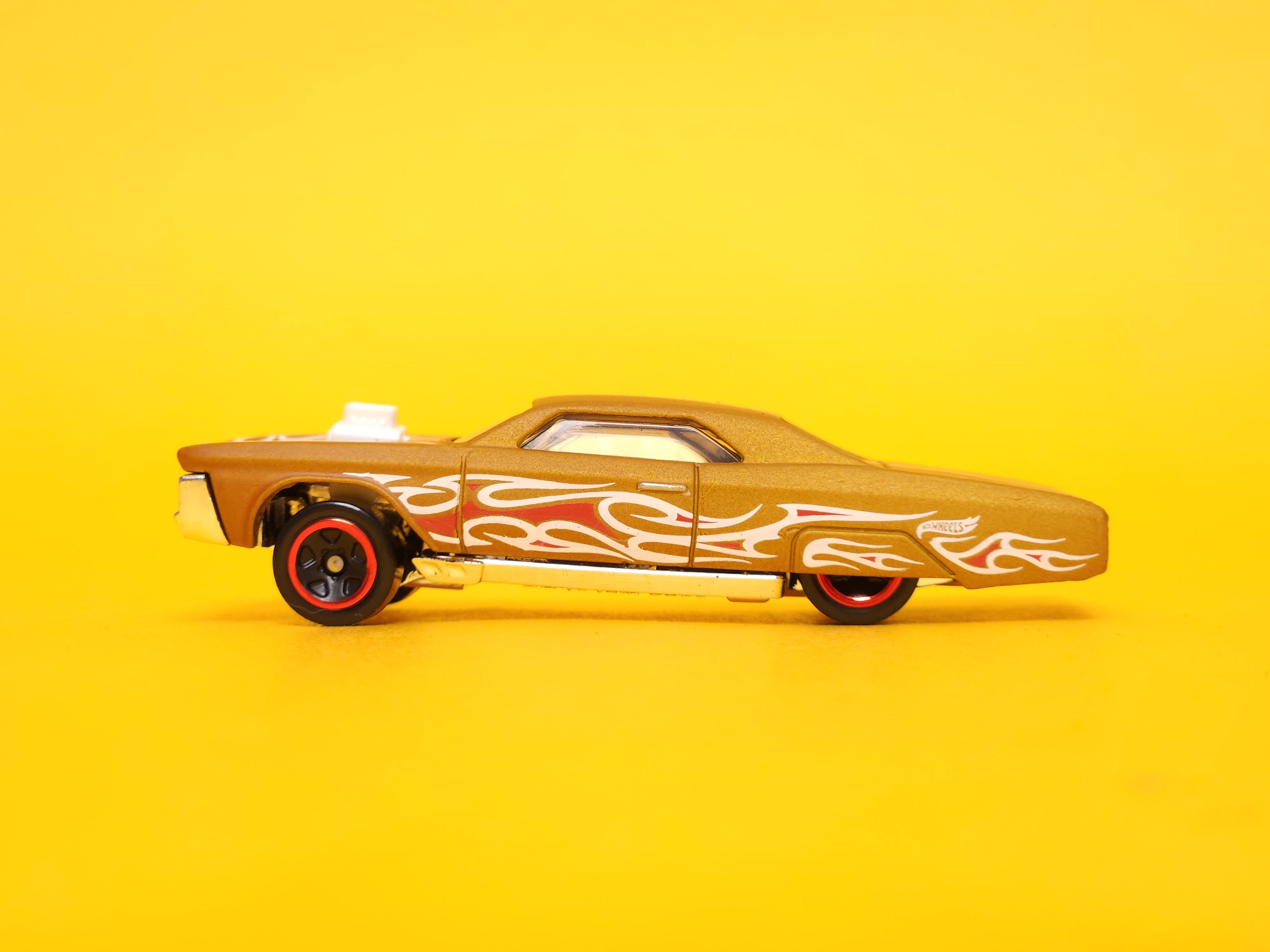 Layin' Lowrider: Matte goldenrod – 2024 Mattel Hot Wheels Basic