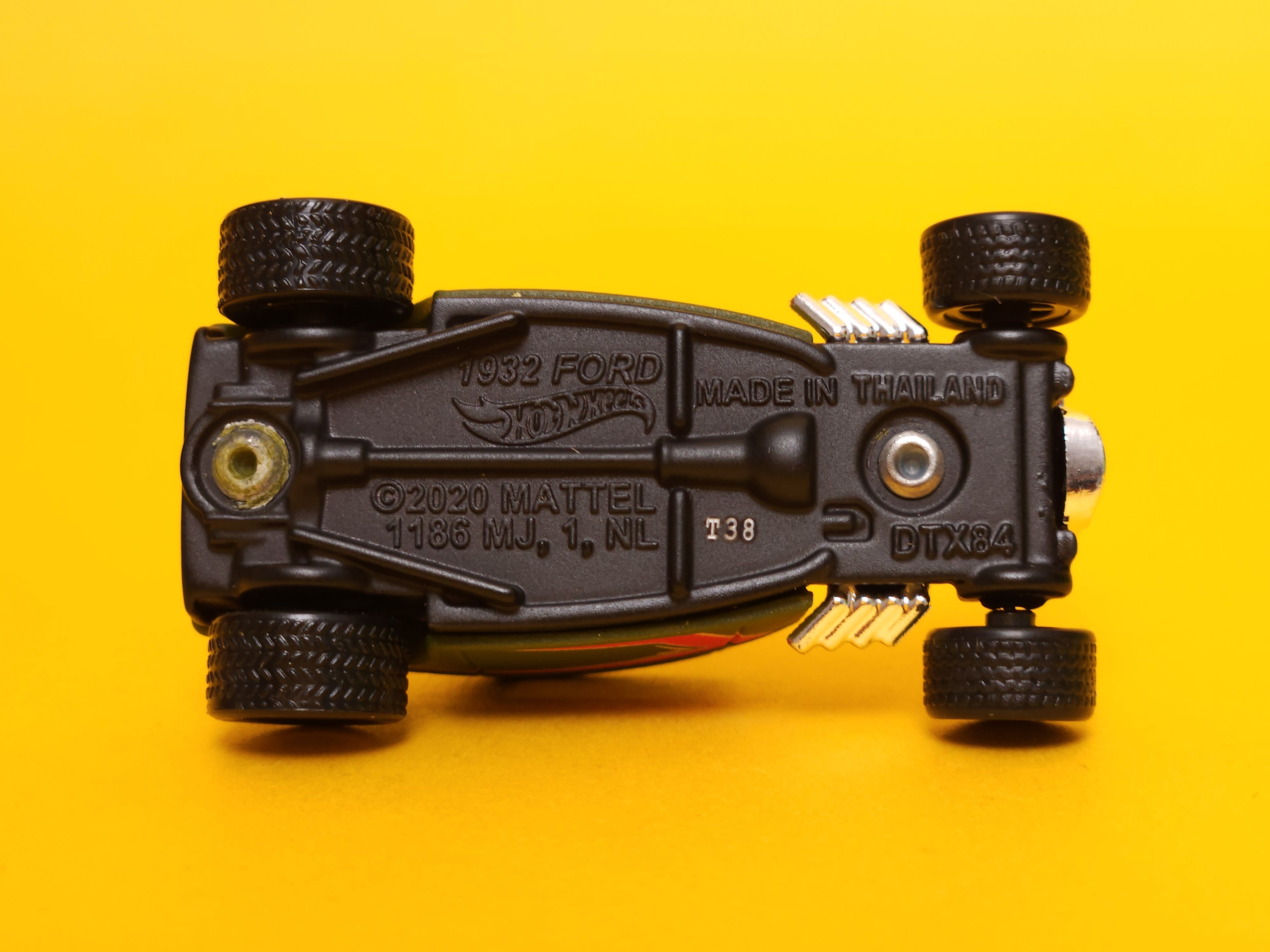 1932 Ford: Matte Olive – 2024 Mattel Hot Wheels Premium