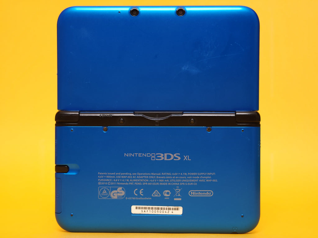 Blue + Black Nintendo 3DS XL Console + Stylus + Power AC Adaptor Cable