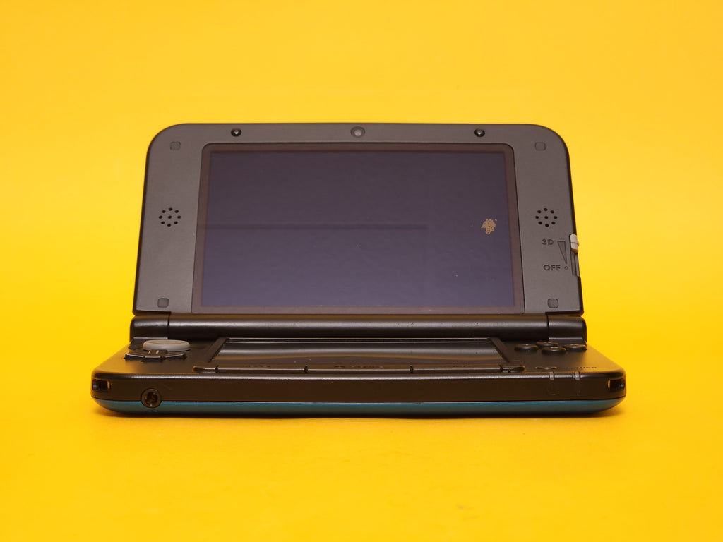 Blue + Black Nintendo 3DS XL Console + Stylus + Power AC Adaptor Cable