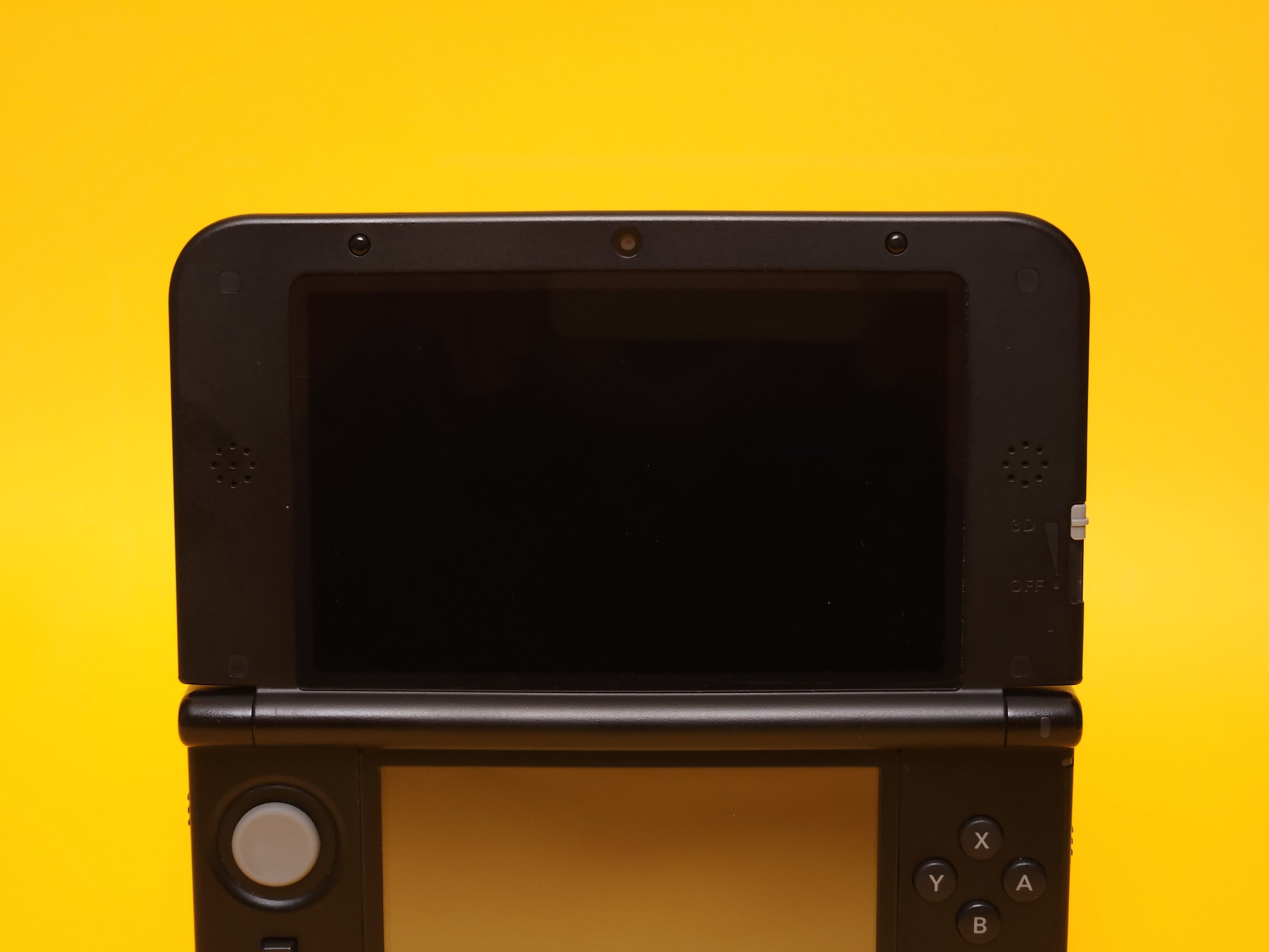 Blue + Black Nintendo 3DS XL Console + Stylus + Power AC Adaptor Cable