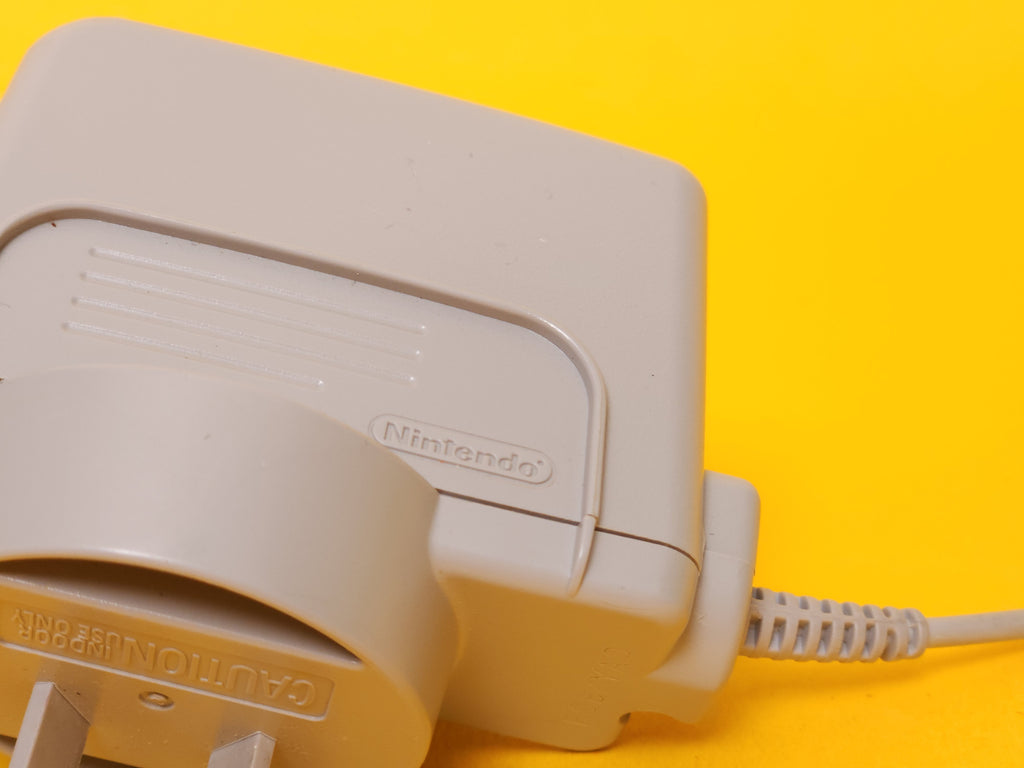 Blue + Black Nintendo 3DS XL Console + Stylus + Power AC Adaptor Cable