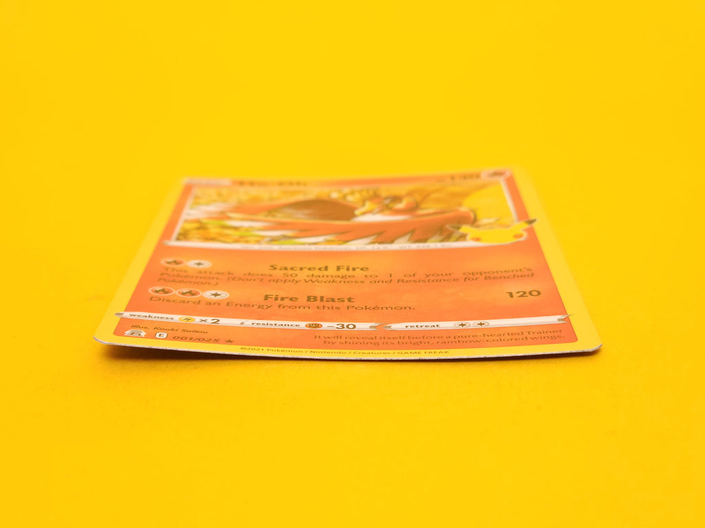 Ho-oh: 001/025 – 2021 Pokémon Rare Holofoil