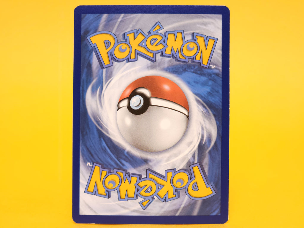 Eevee: 125/203 – 2021 Pokémon Common Reverse Holofoil