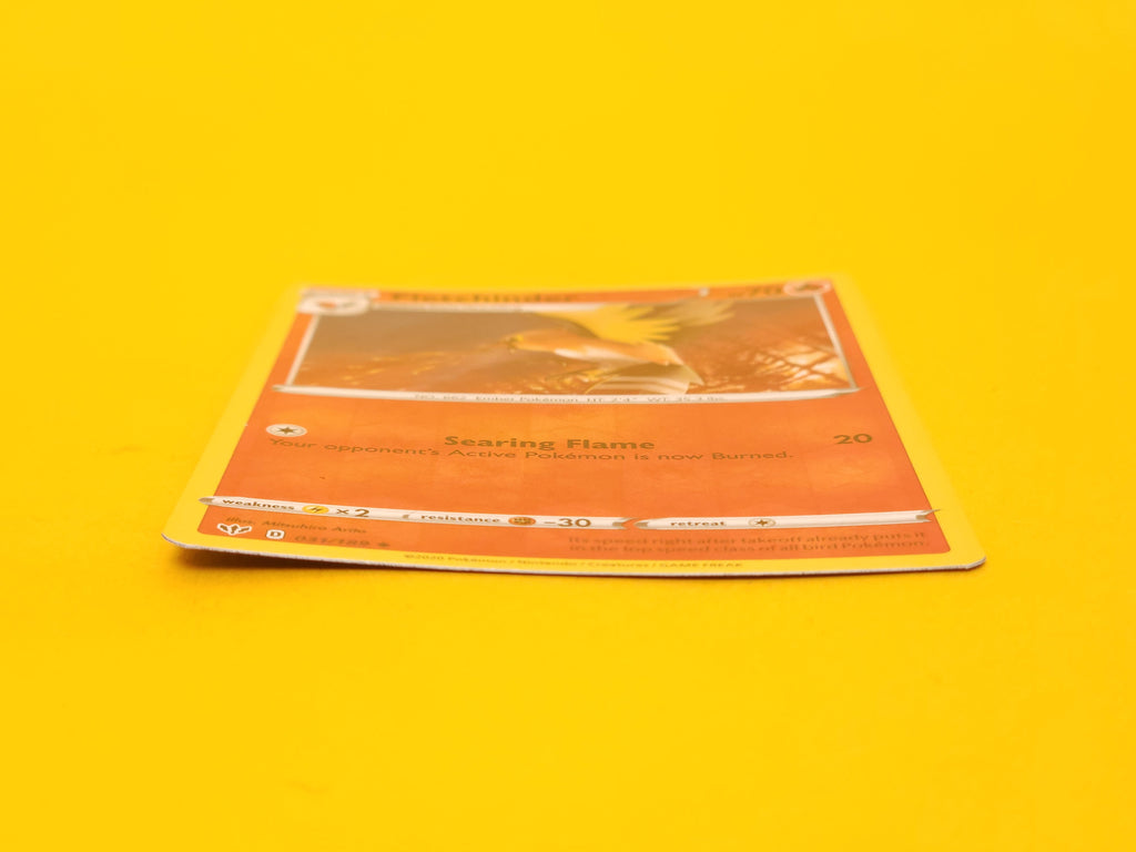 Fletchinder: 031/189 – 2020 Pokémon Uncommon Reverse Holofoil