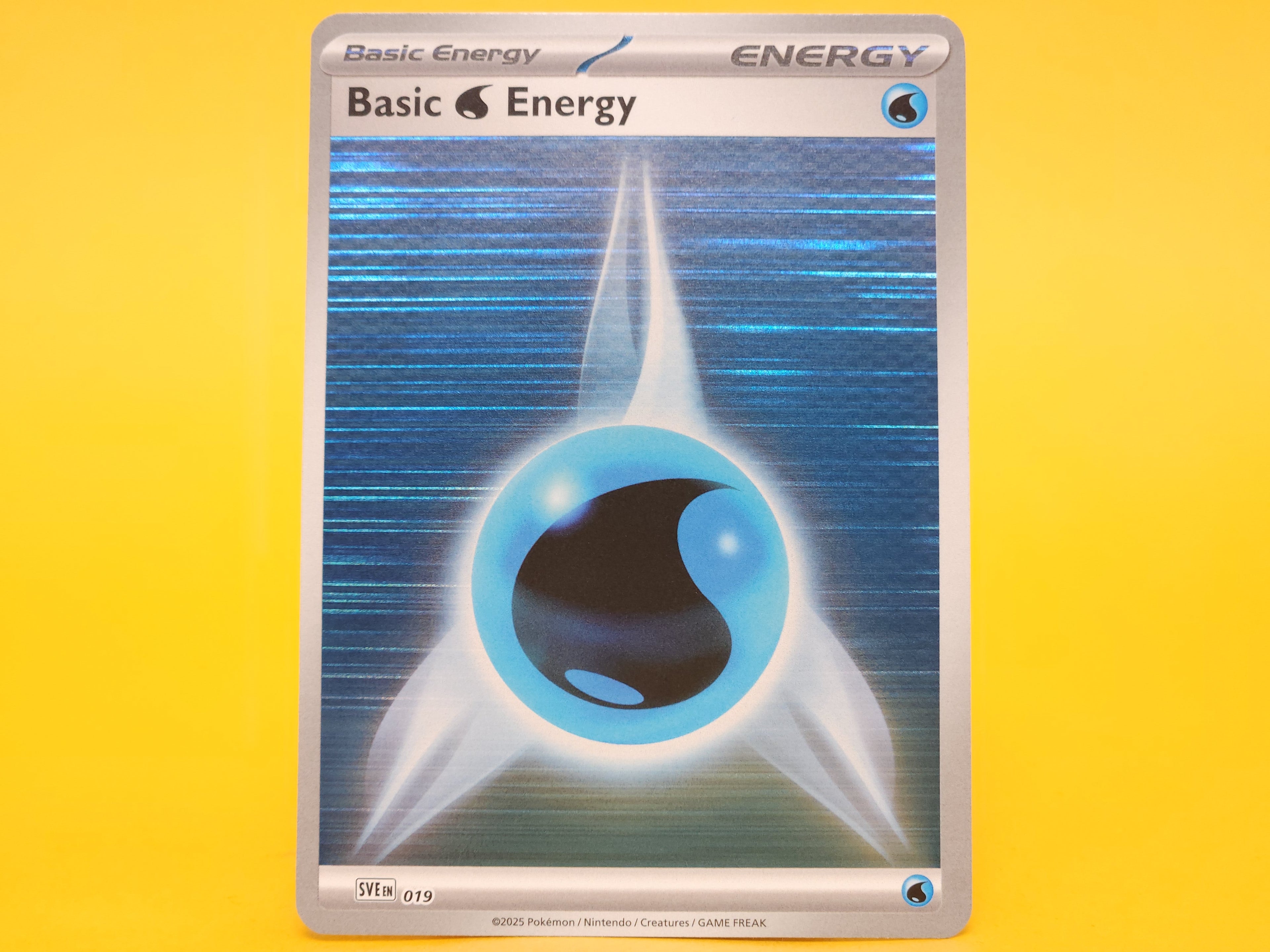 Basic Water Energy: 019 – 2025 Pokémon Holofoil