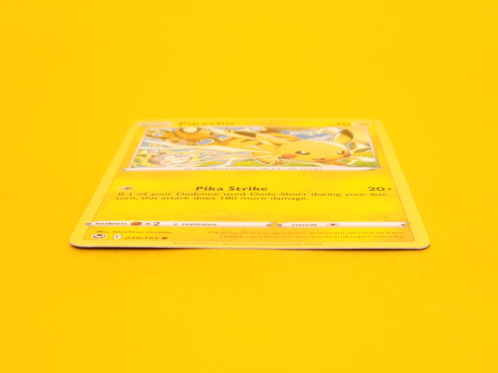 Pikachu: 049/195 – 2022 Pokémon Common
