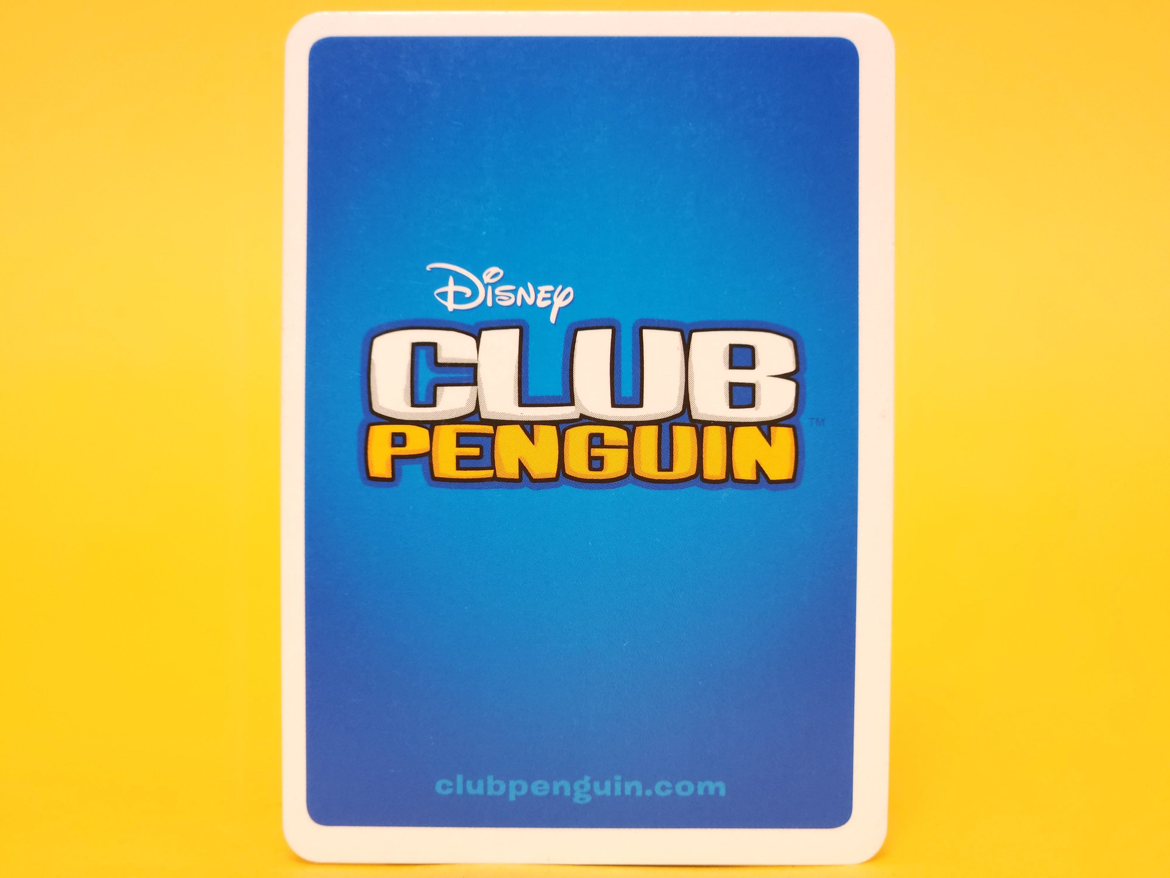 Recipe For Disaster: 88/110 – 2010 Topps Disney Club Penguin Holofoil