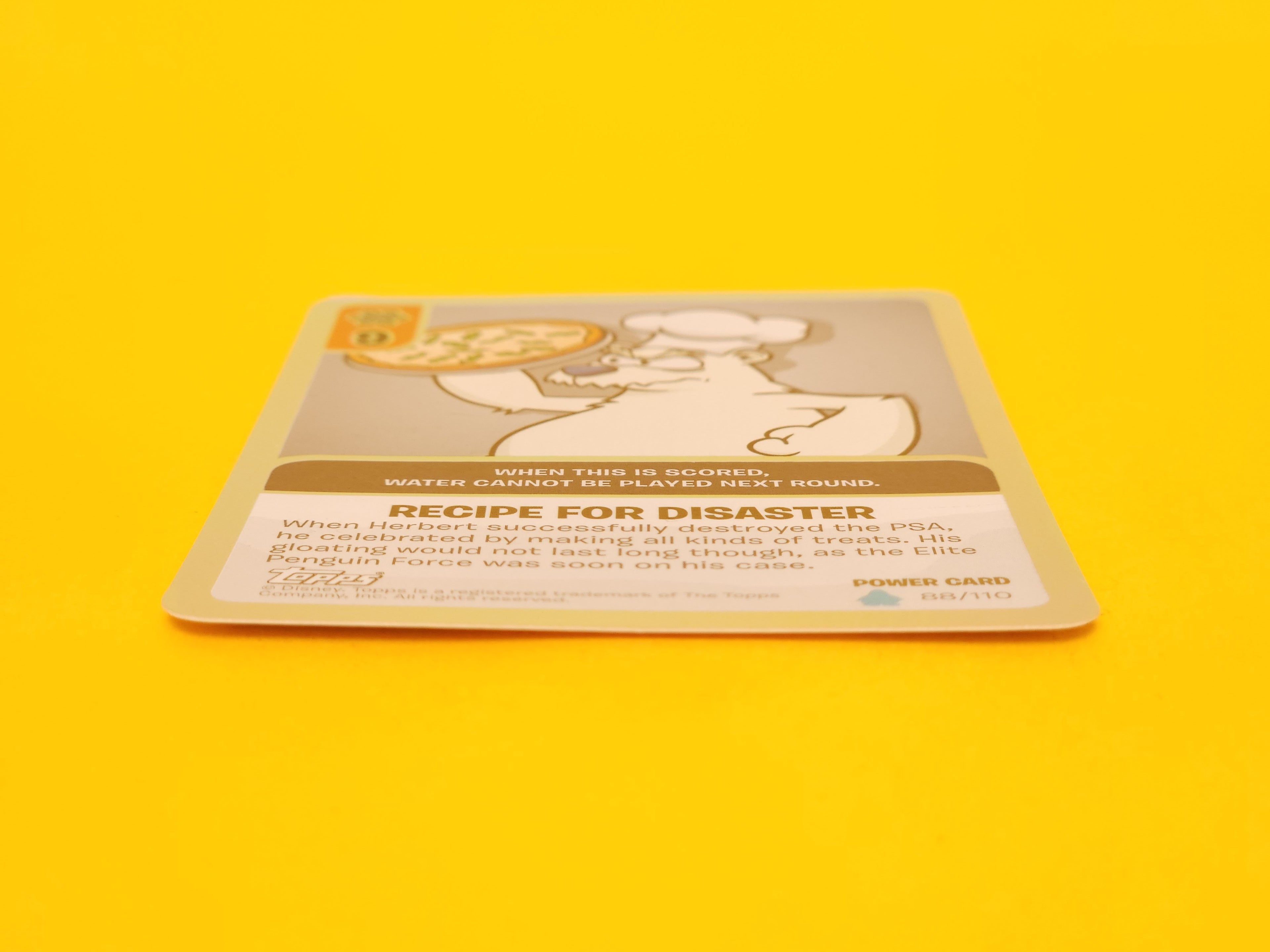 Recipe For Disaster: 88/110 – 2010 Topps Disney Club Penguin Holofoil