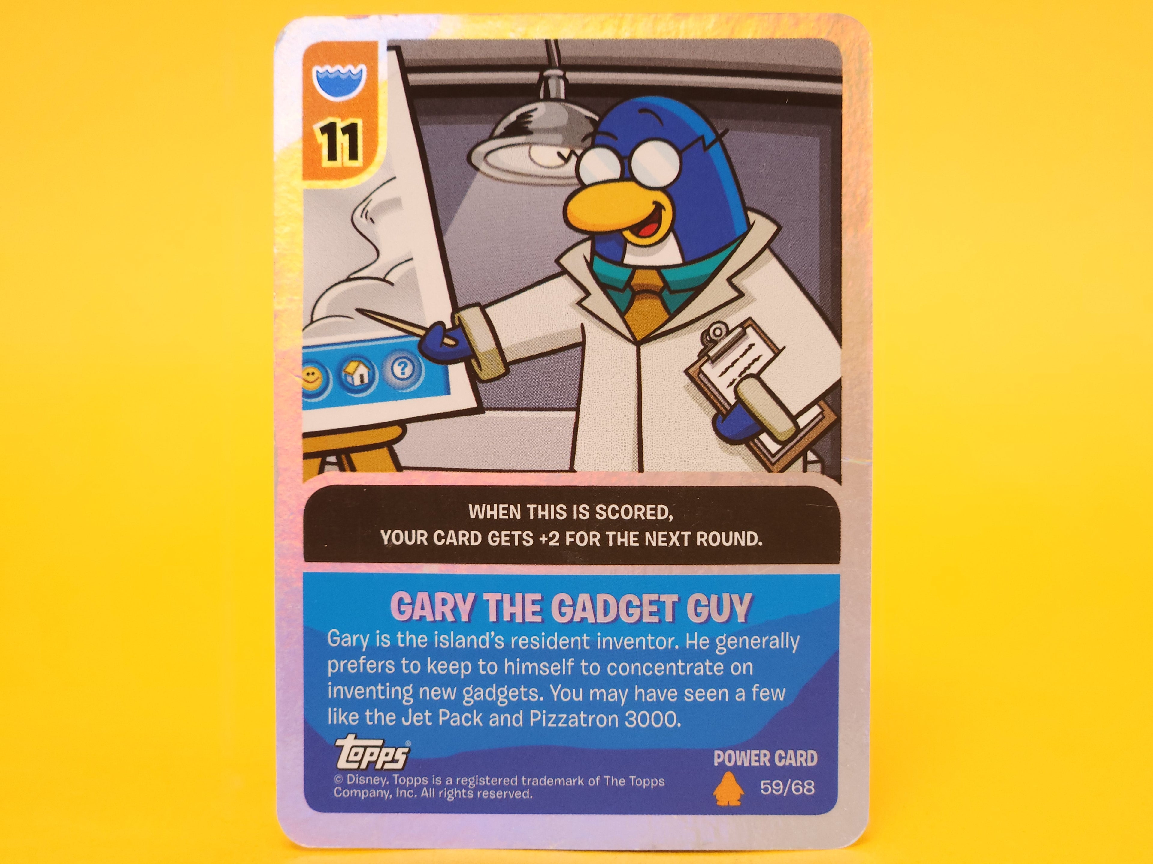 Gary The Gadget Guy: 59/68 – 2009 Topps Disney Club Penguin Holofoil