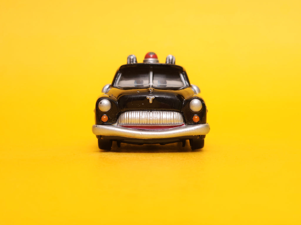 Sheriff (Lenticular Eyes) – 2009 Mattel Disney Pixar Cars