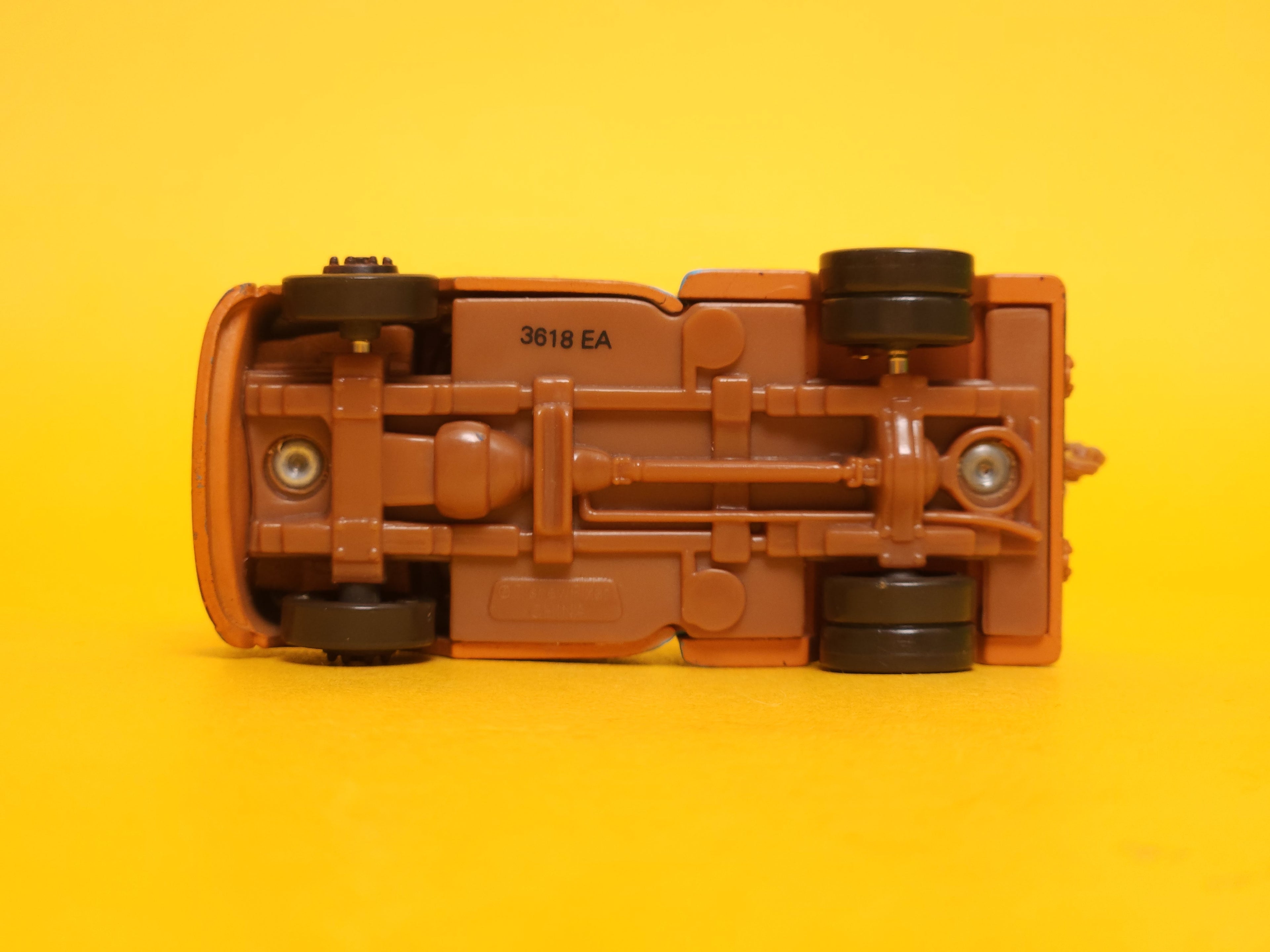 Mater – 2006 Mattel Disney Pixar Cars