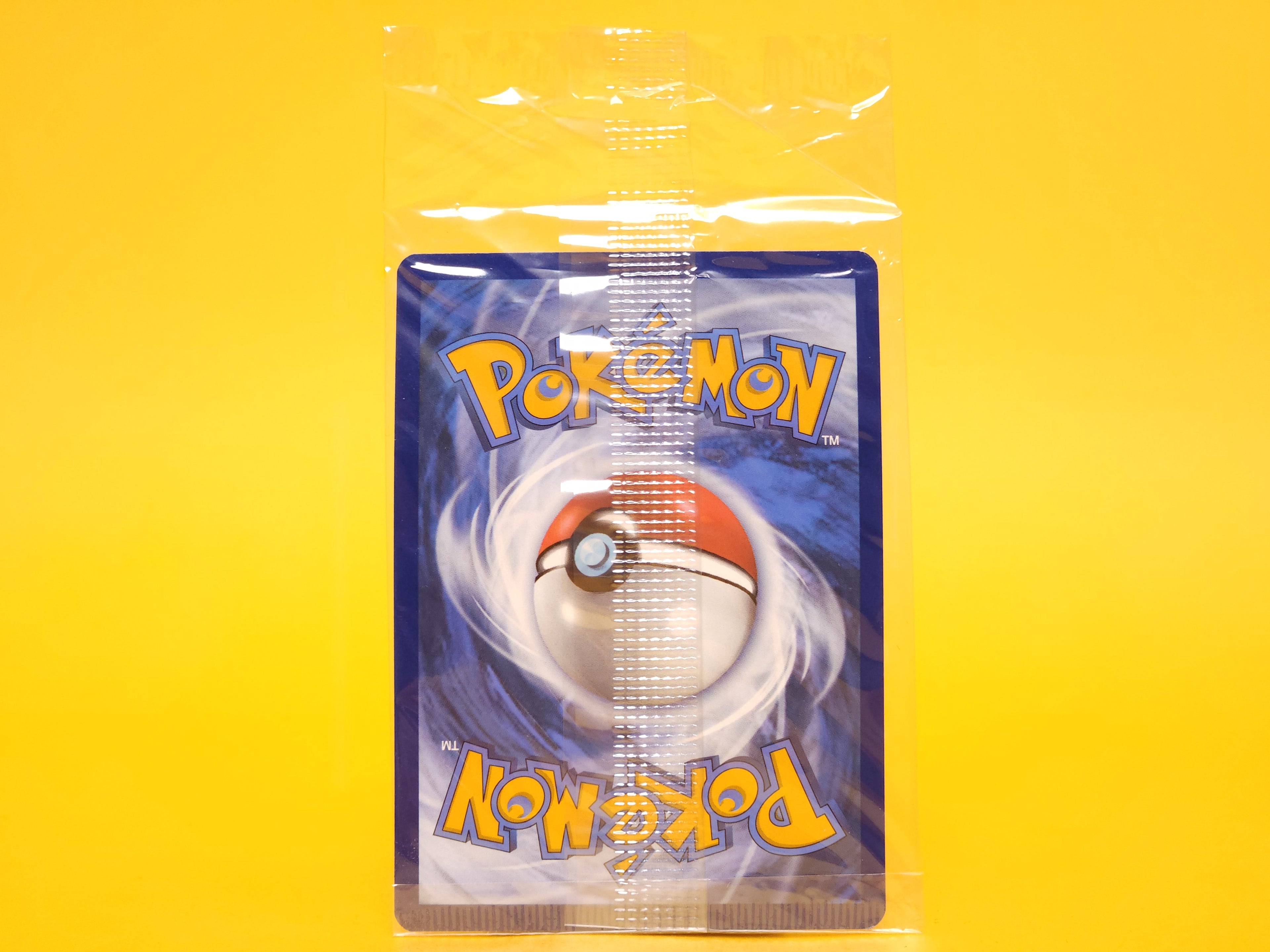 Articuno (Holiday Calendar): 032/159 – 2025 Pokémon Common Holofoil