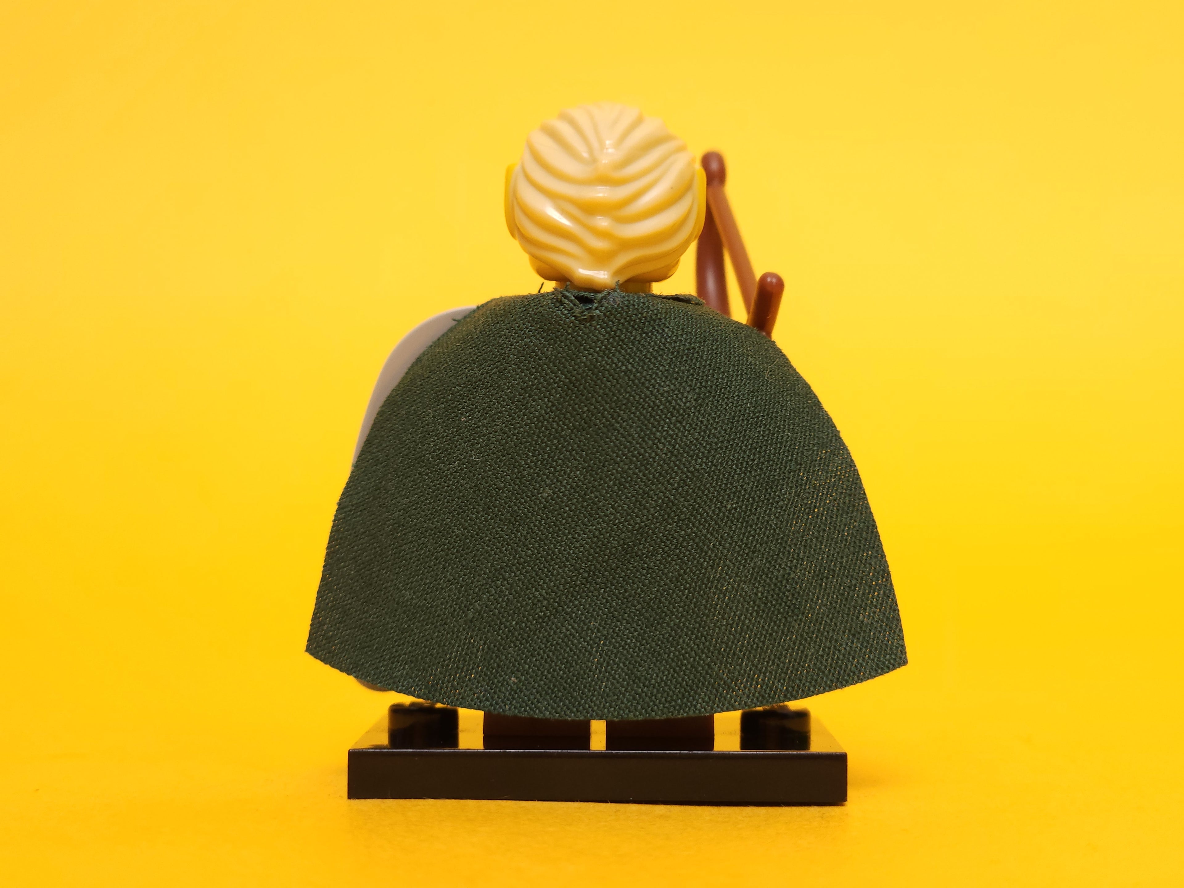 Elf #9 8831 – 2011 LEGO Minifigures: Series 3