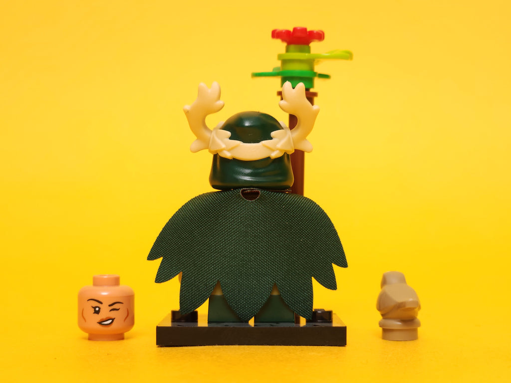 Halfling Druid #5 71047 – 2024 LEGO Minifigures: Dungeons & Dragons Series