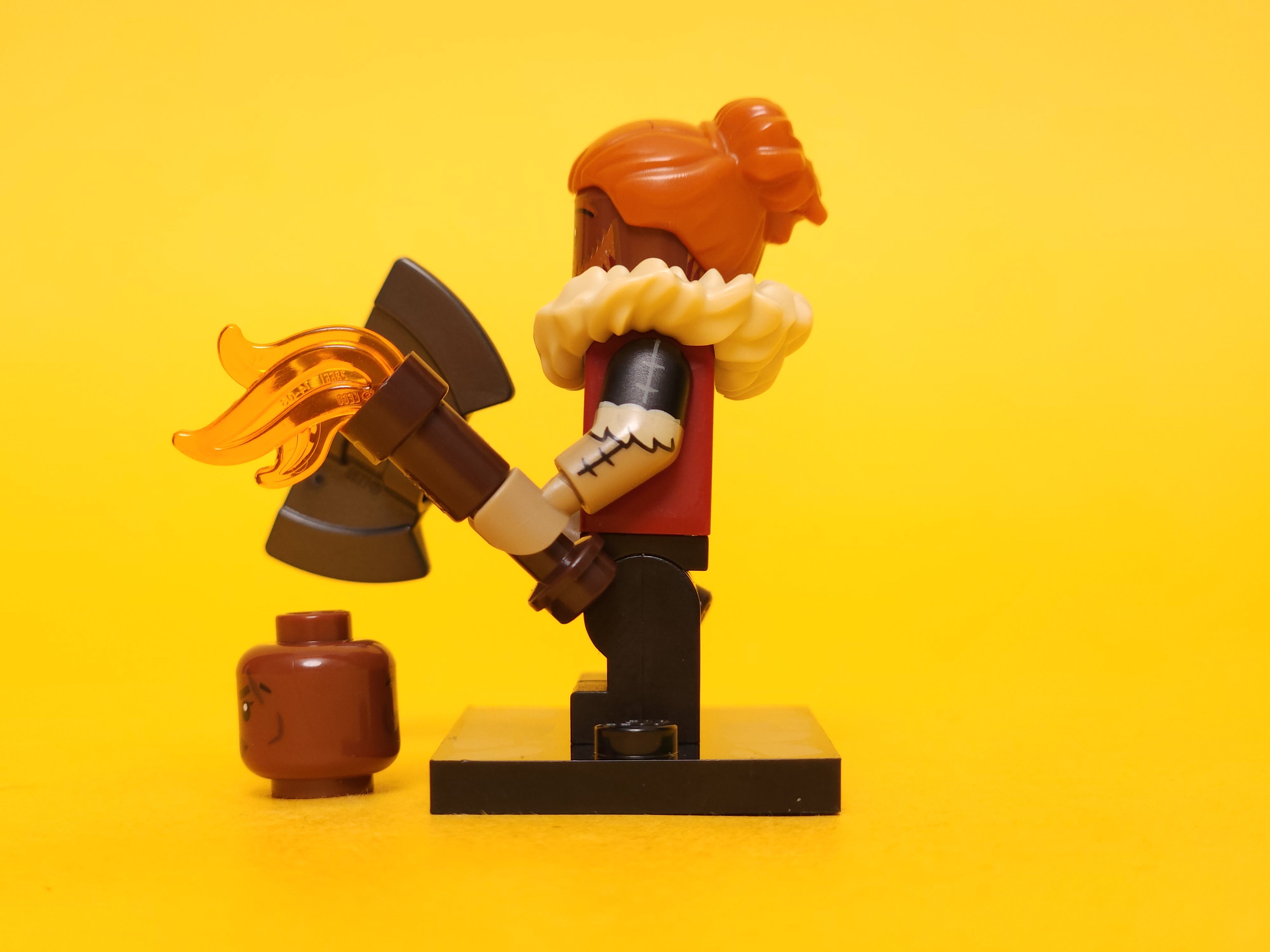 Dwarf Barbarian #1 71047 – 2024 LEGO Minifigures: Dungeons & Dragons Series