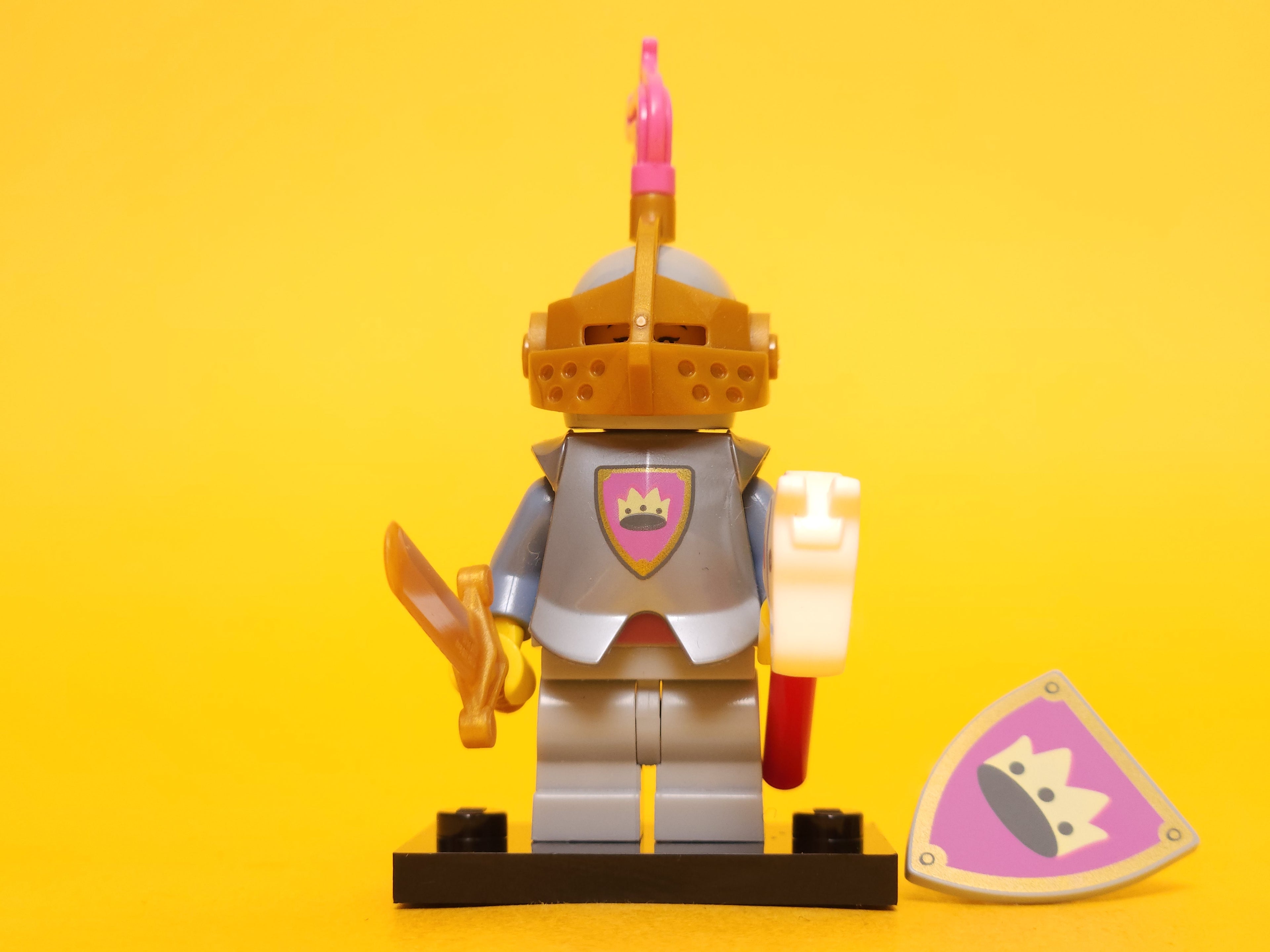 Knight Of The Yellow Castle #11 71034 – 2022 LEGO Minifigures: Sereis 23