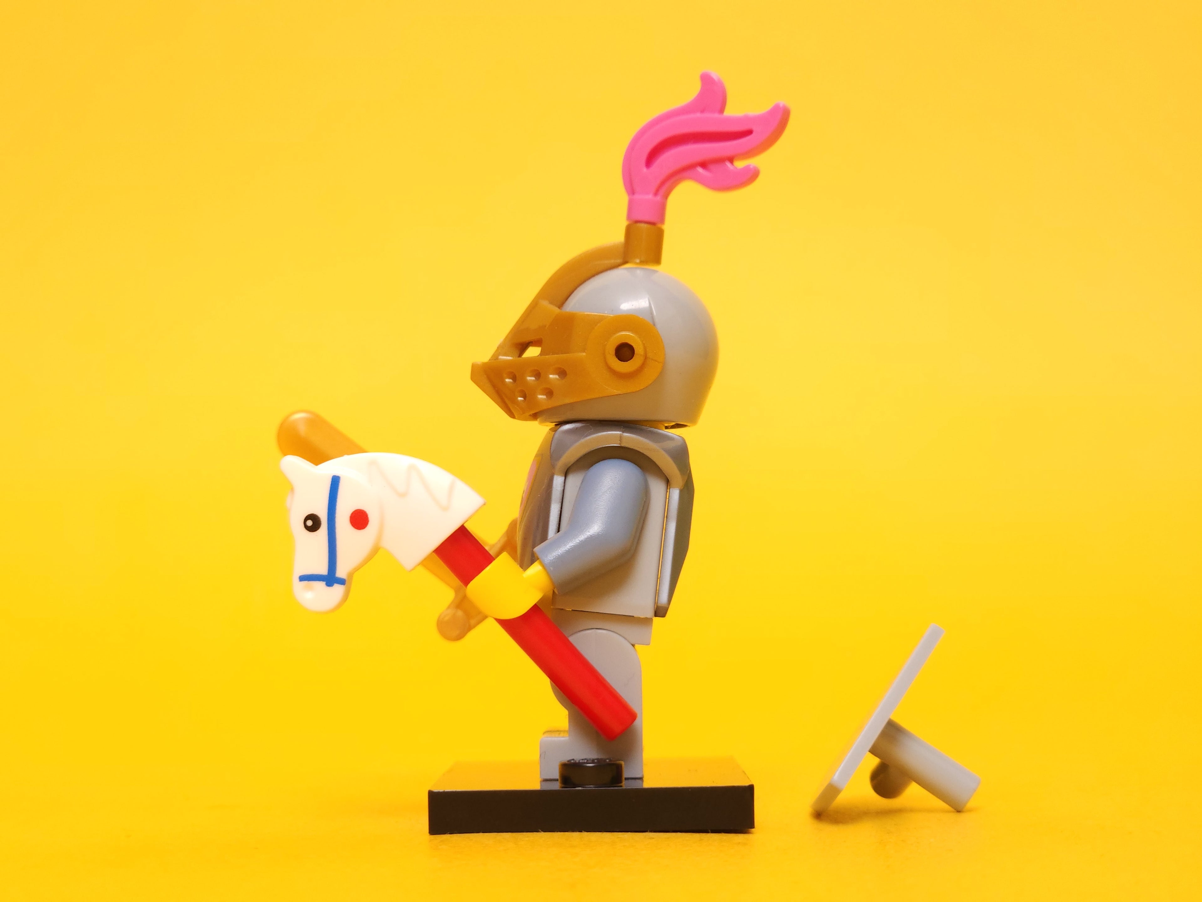 Knight Of The Yellow Castle #11 71034 – 2022 LEGO Minifigures: Sereis 23