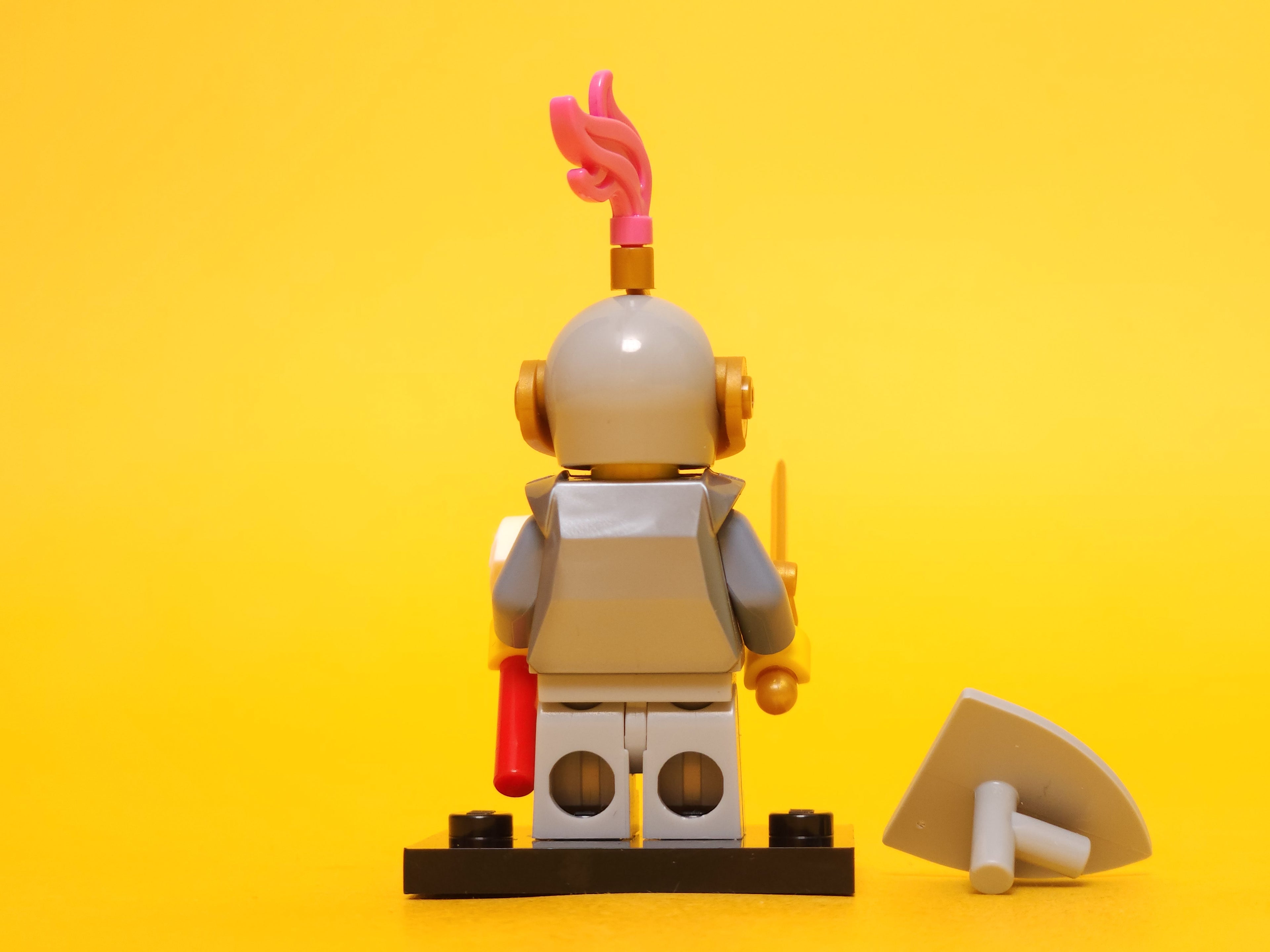 Knight Of The Yellow Castle #11 71034 – 2022 LEGO Minifigures: Sereis 23