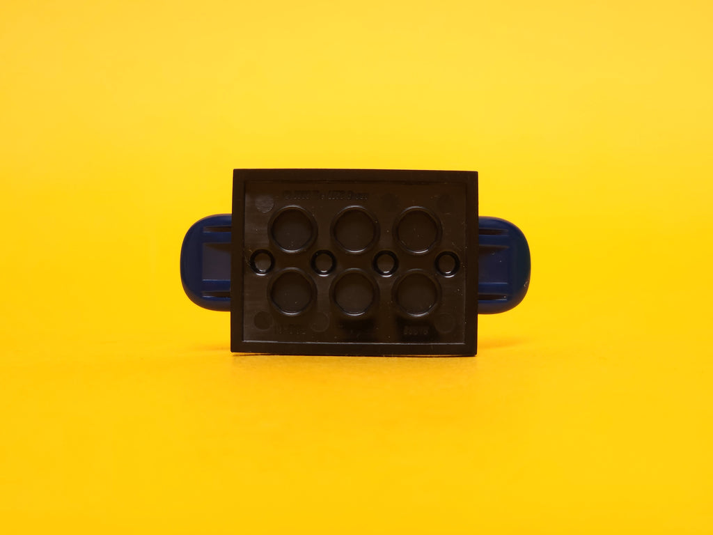 Snowboarder #16 8803 – 2011 LEGO Minifigures: Series 3