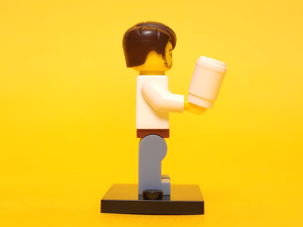 Larry The Barista #10 71004 – 2011 LEGO Minifigures: The LEGO Movie Series
