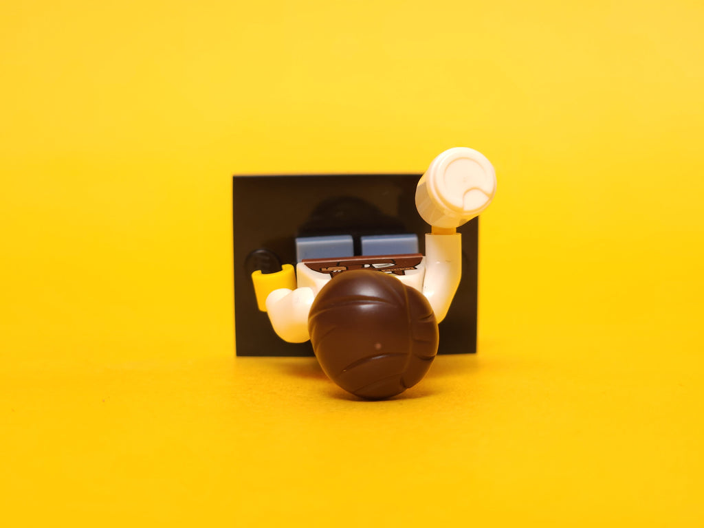Larry The Barista #10 71004 – 2011 LEGO Minifigures: The LEGO Movie Series