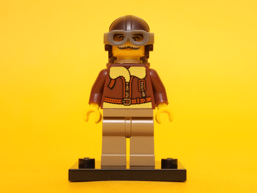 Pilot #2 8831 – 2011 LEGO Minifigures: Series 3