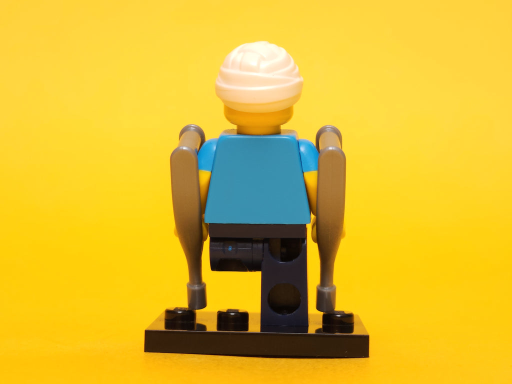 Clumsy Guy #4 71011 – 2016 LEGO Minifigures: Series 15