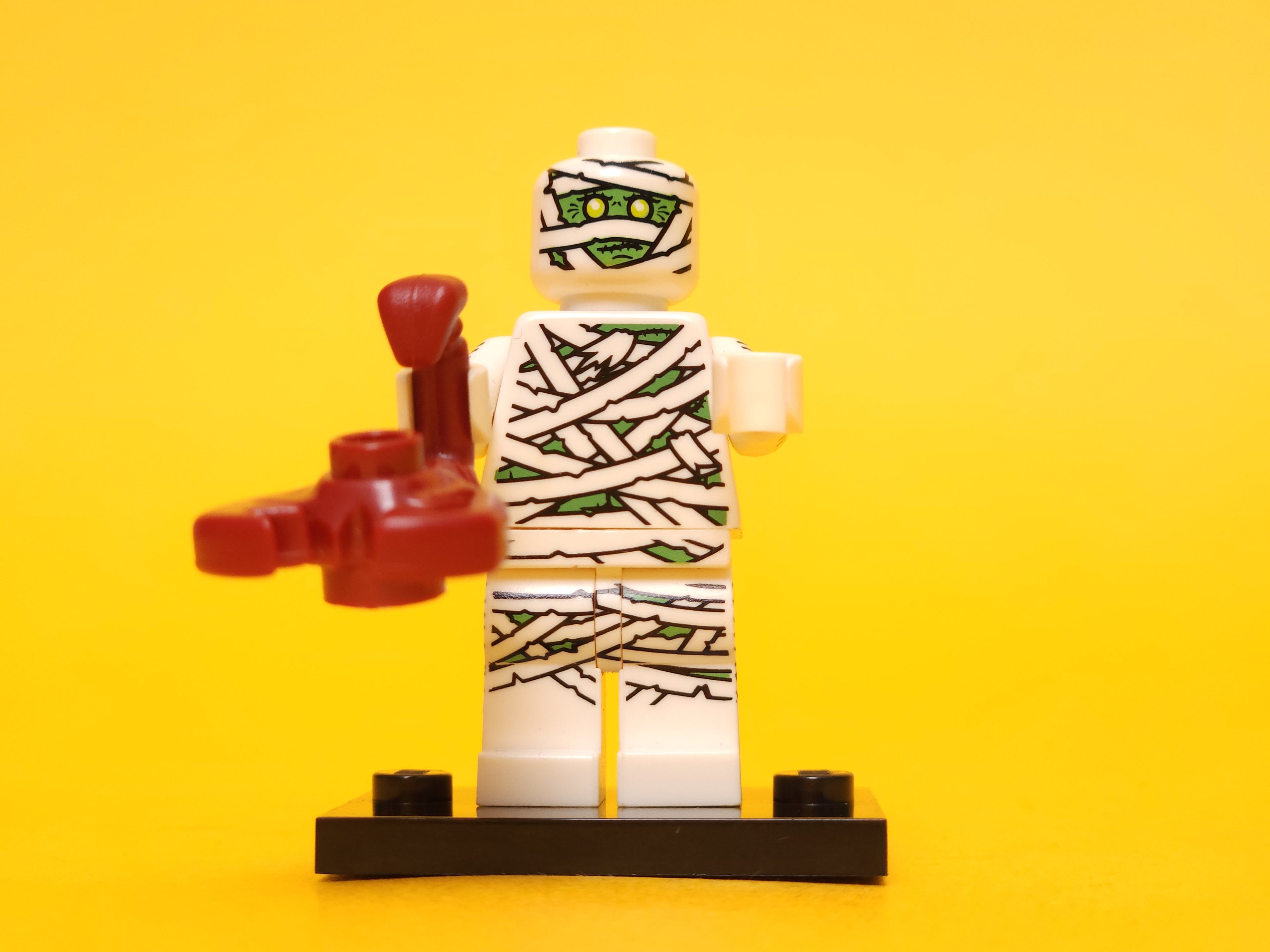 Mummy #8 8803 – 2011 LEGO Minifigures: Series 3
