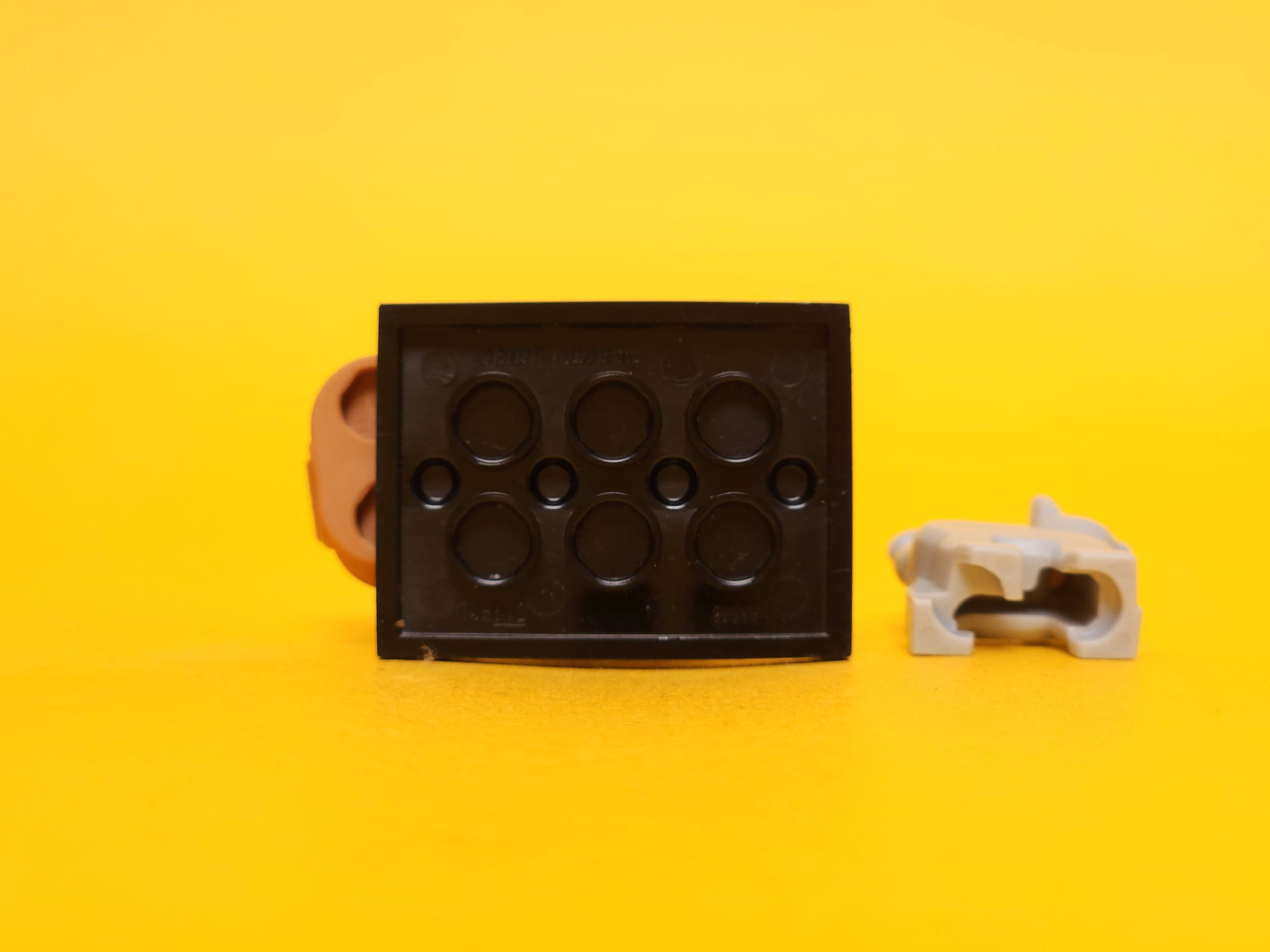 Grandma #14 71002 – 2013 LEGO Minifigures: Series 11
