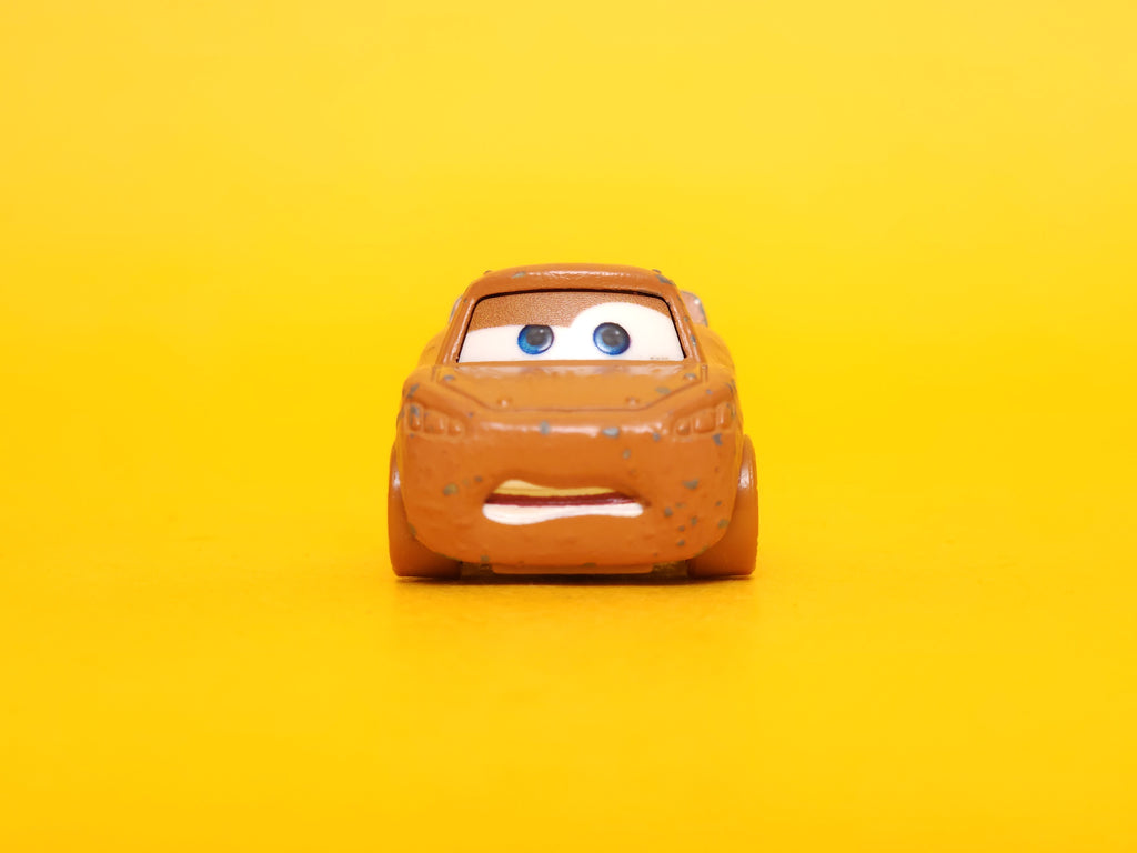 Muddy Lightning McQueen as Chester Whipplefilter – 2018 Mattel Disney Pixar Cars Mini Racers