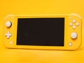 Nintendo Switch Lite – Yellow