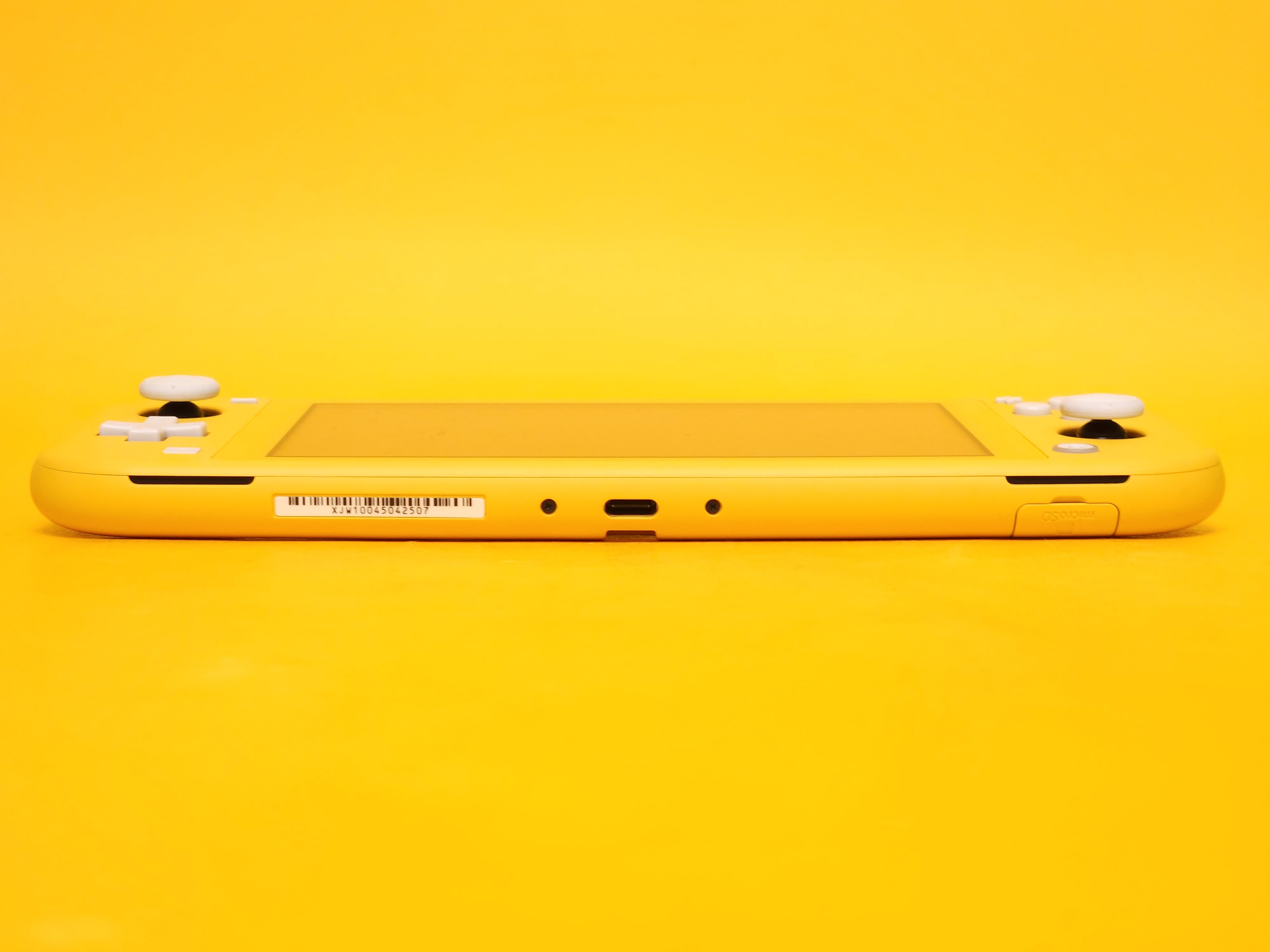 Nintendo Switch Lite – Yellow