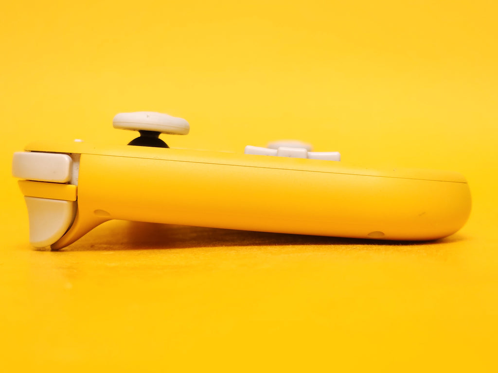 Nintendo Switch Lite – Yellow